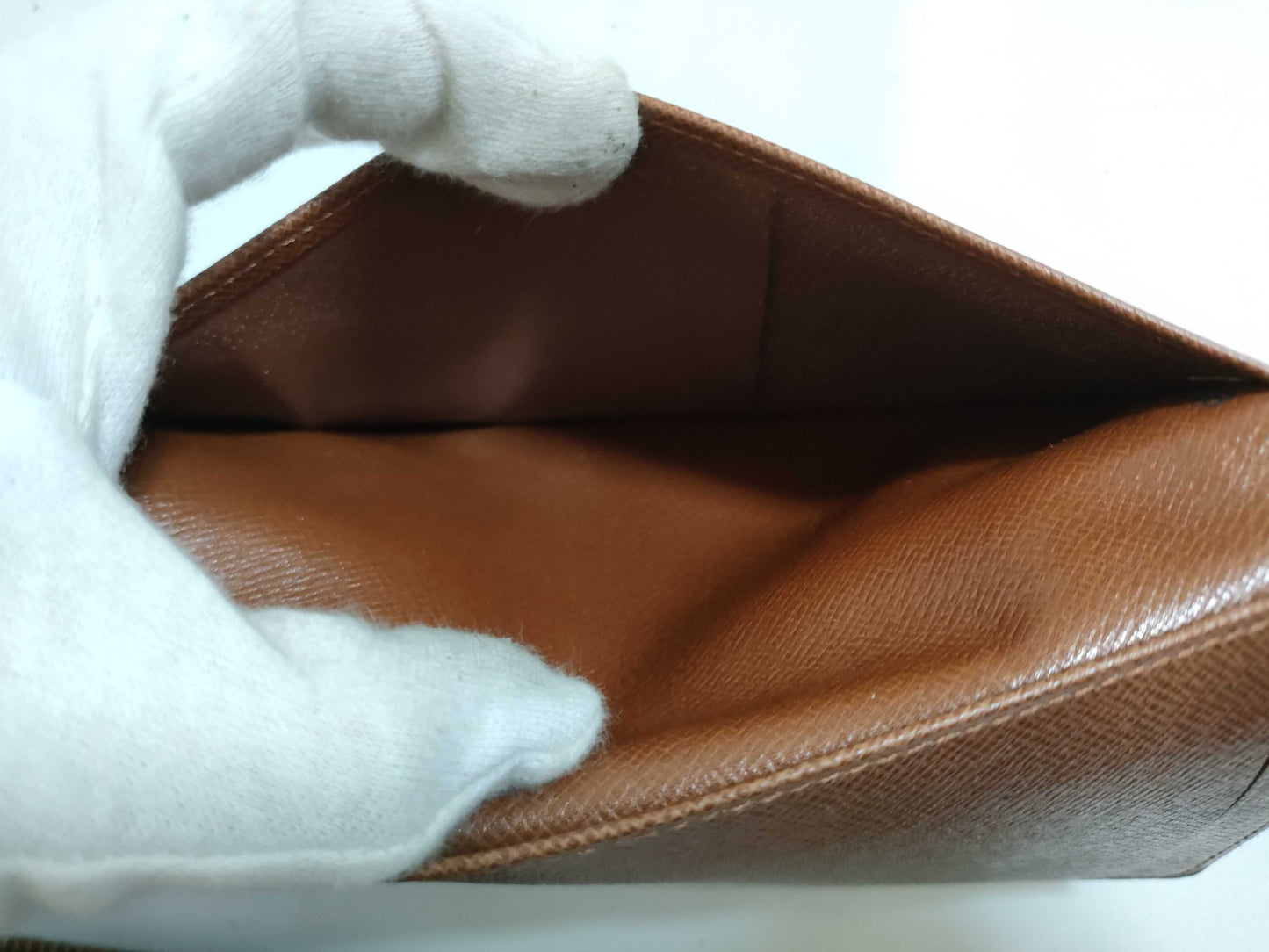 LOUIS VUITTON Monogram Wallet Set