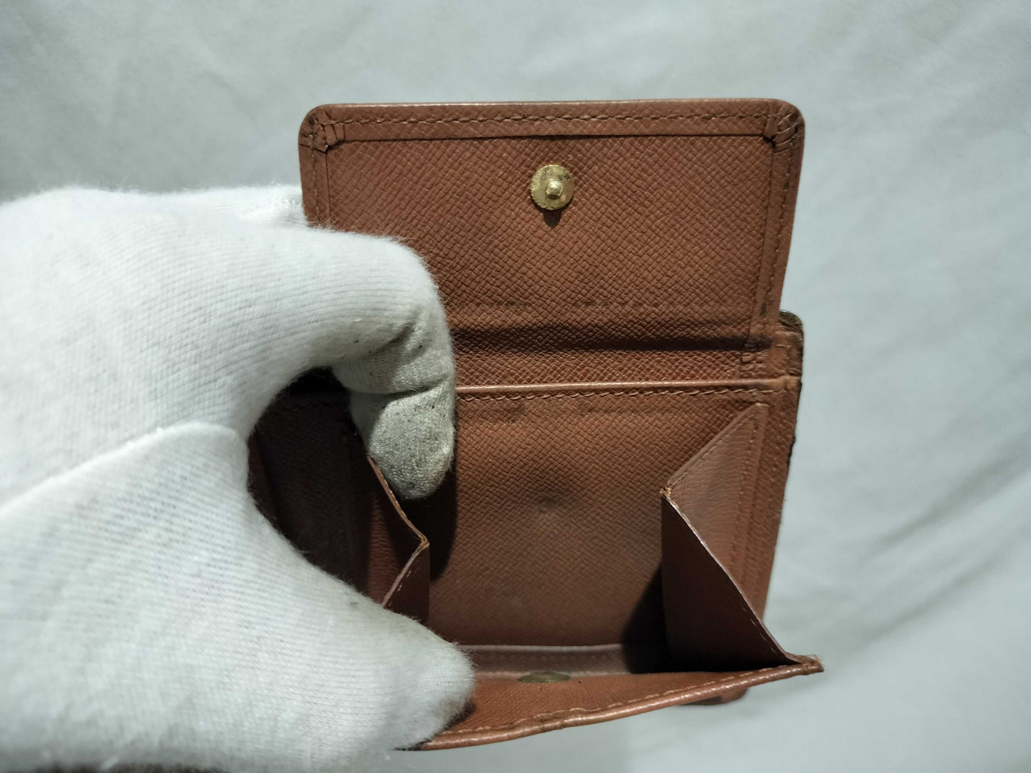 LOUIS VUITTON Monogram Wallet and Key Case