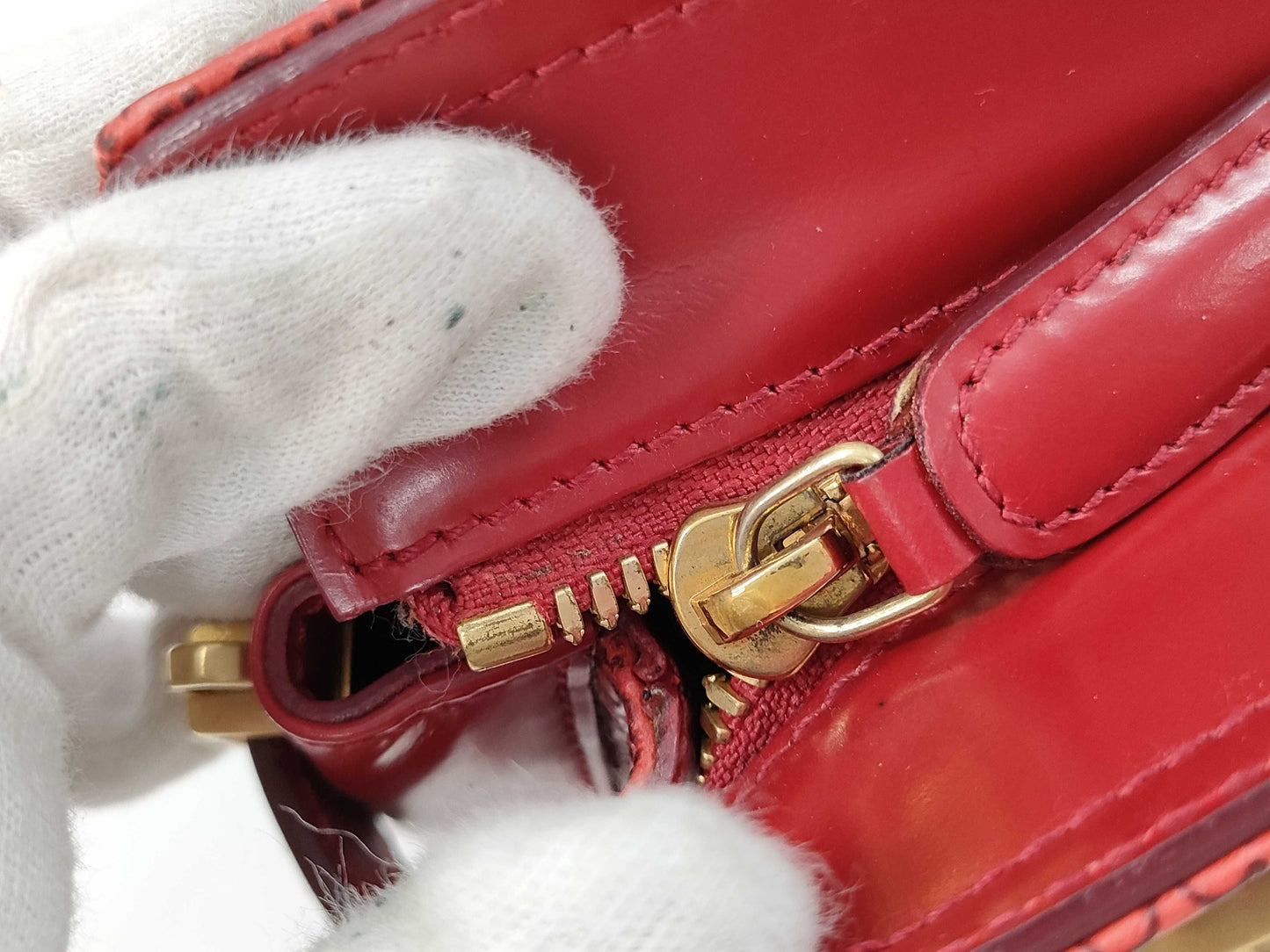 Salvatore Ferragamo Gancini Handbag