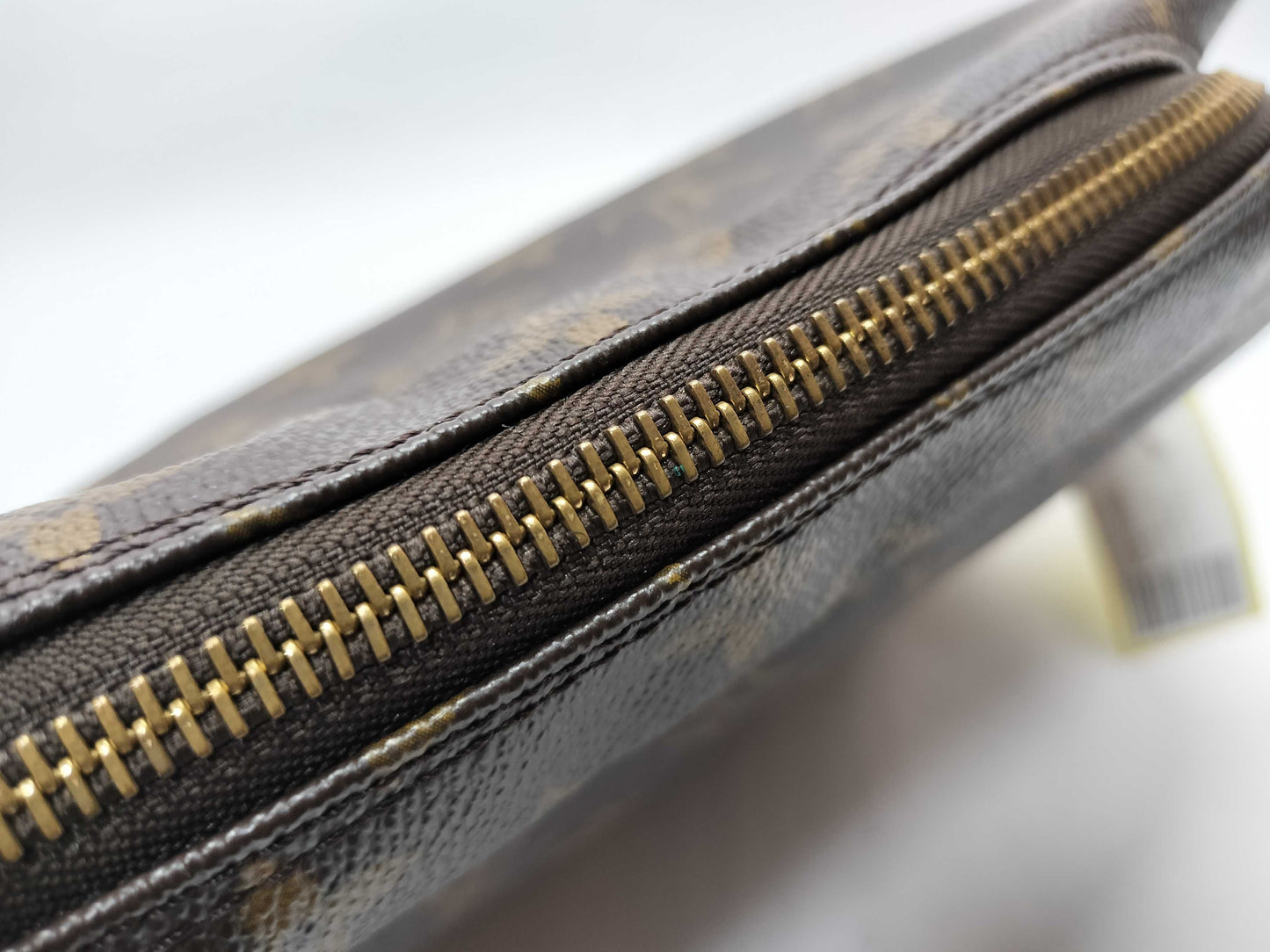 LOUIS VUITTON NO. 0991 Monogram Truest Wallet 28 M47522 Pouch