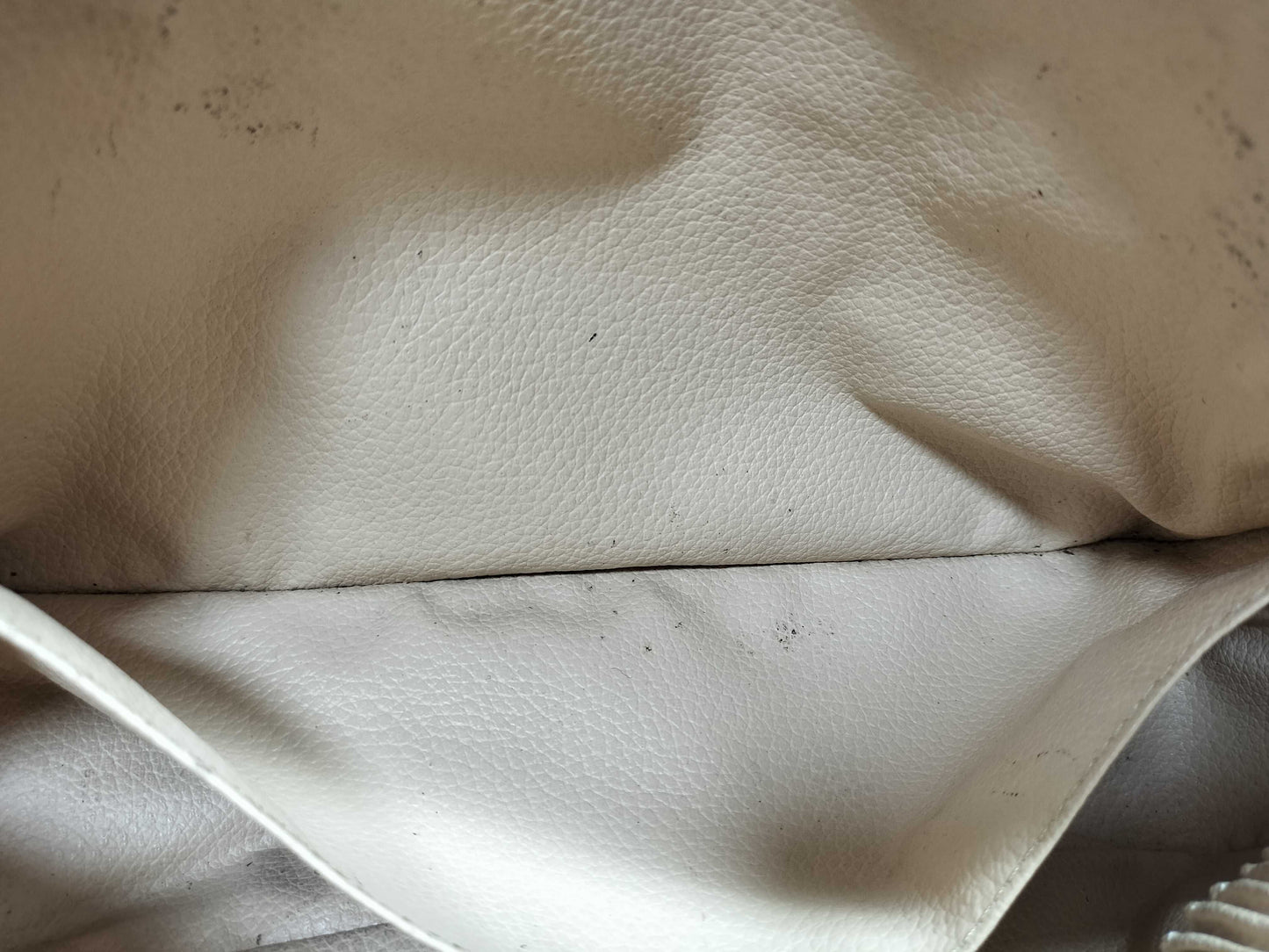 LOUIS VUITTON NO. 0991 Monogram Truest Wallet 28 M47522 Pouch