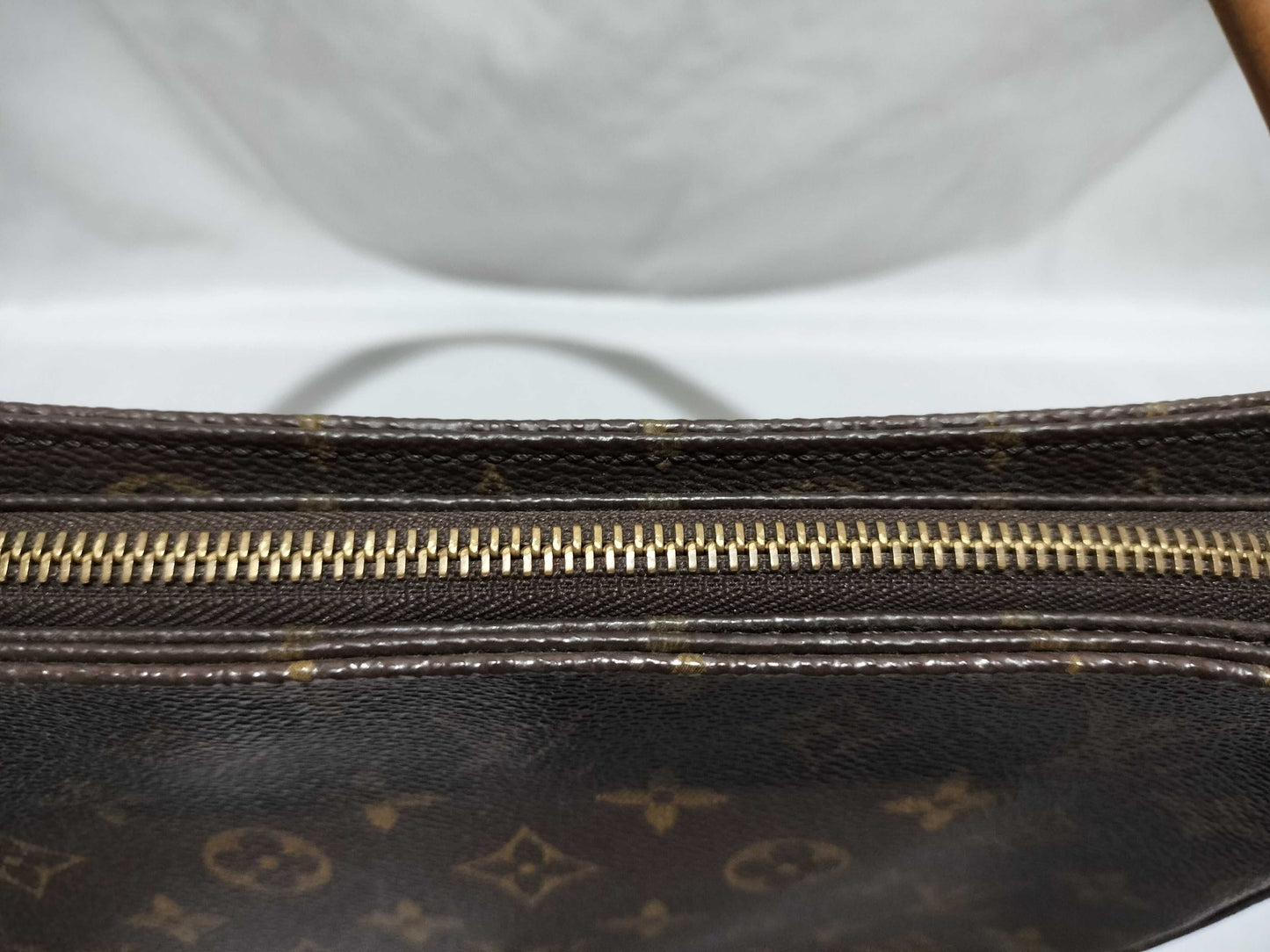 LOUIS VUITTON RFID Unverified FL0052 Monogram Looping MM Shoulder Bag