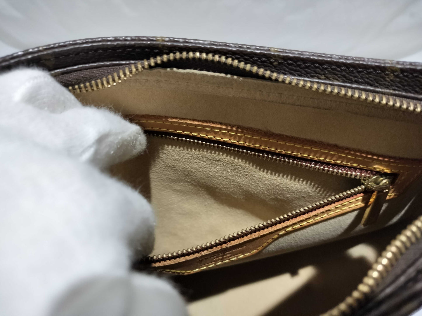 LOUIS VUITTON RFID Unverified FL0052 Monogram Looping MM Shoulder Bag