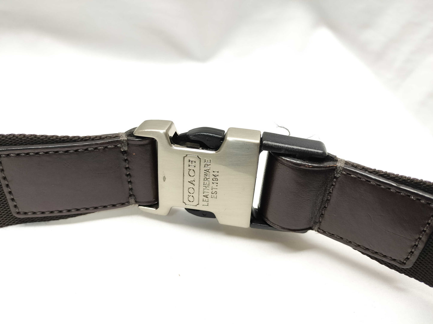 COACH 70360 Shoulder Bag