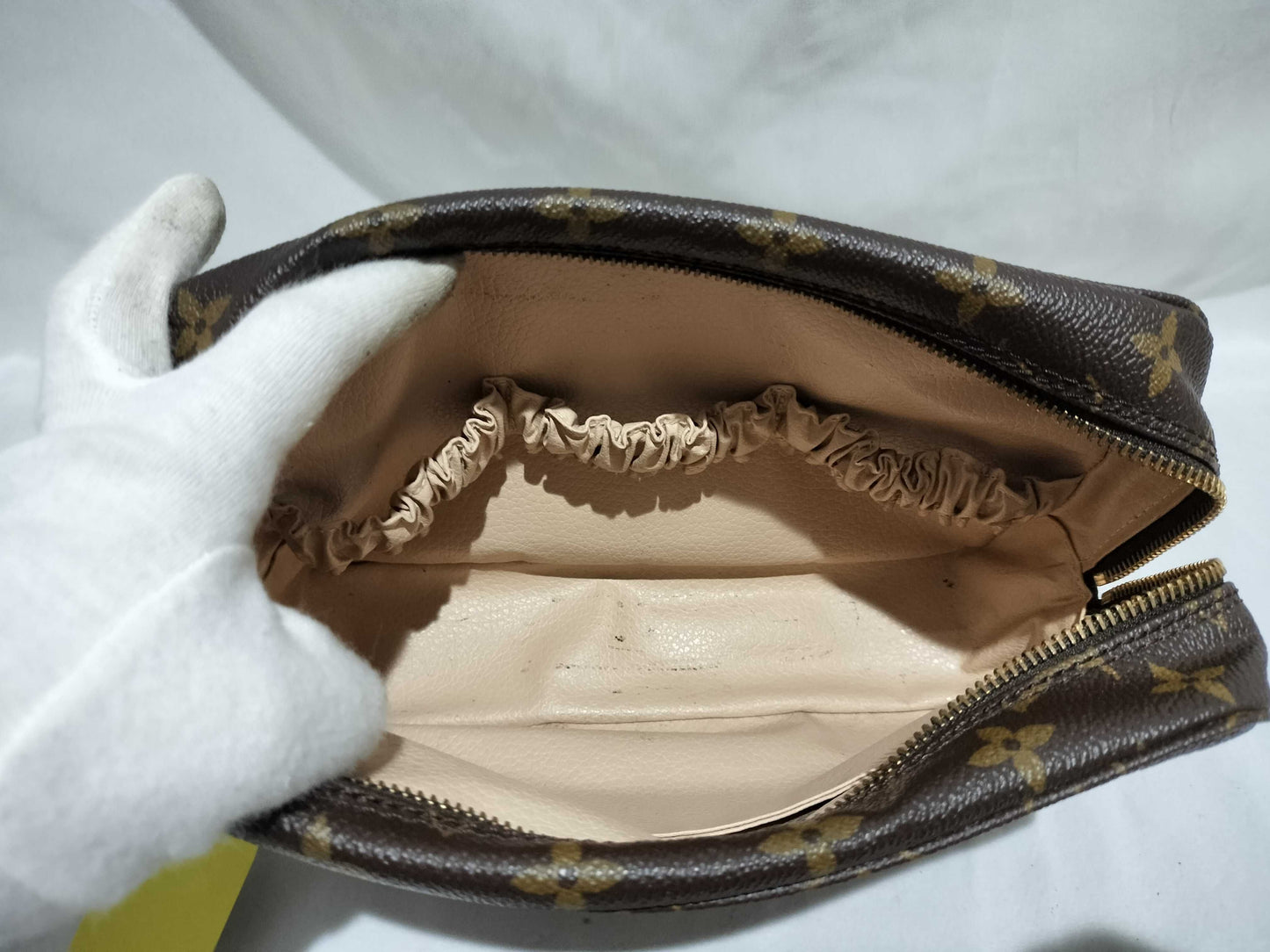 LOUIS VUITTON RFID Unverifiable, Serial Unverifiable, Monogram True Touquet 23 Second Bag