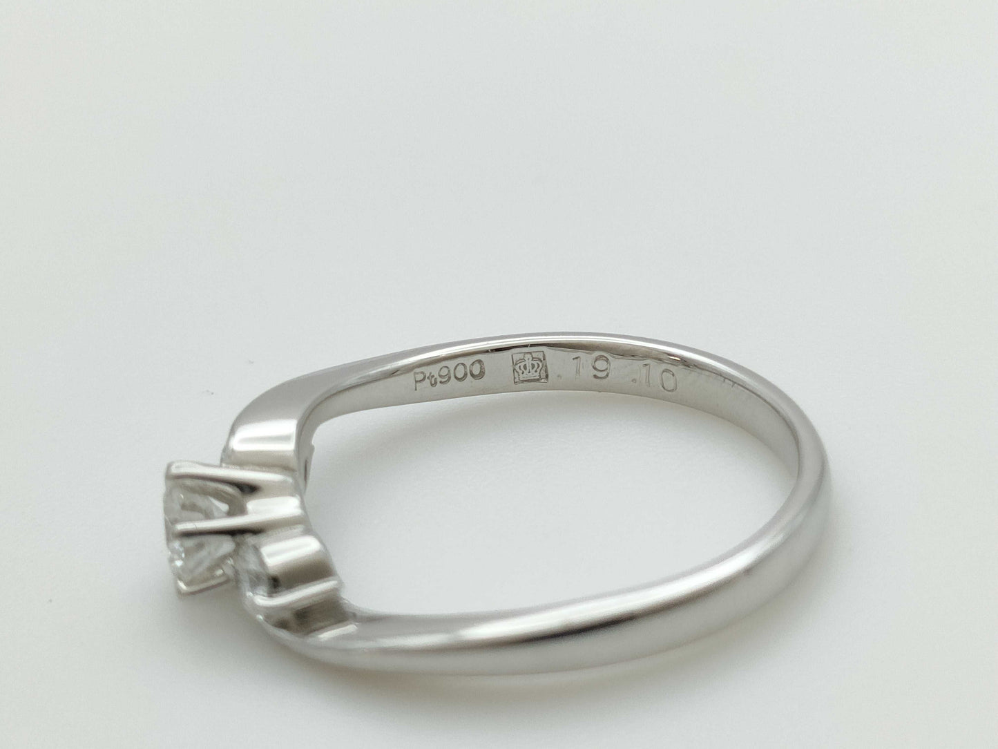 D0.19ct FD0.10ct PT900 3.1g Ring