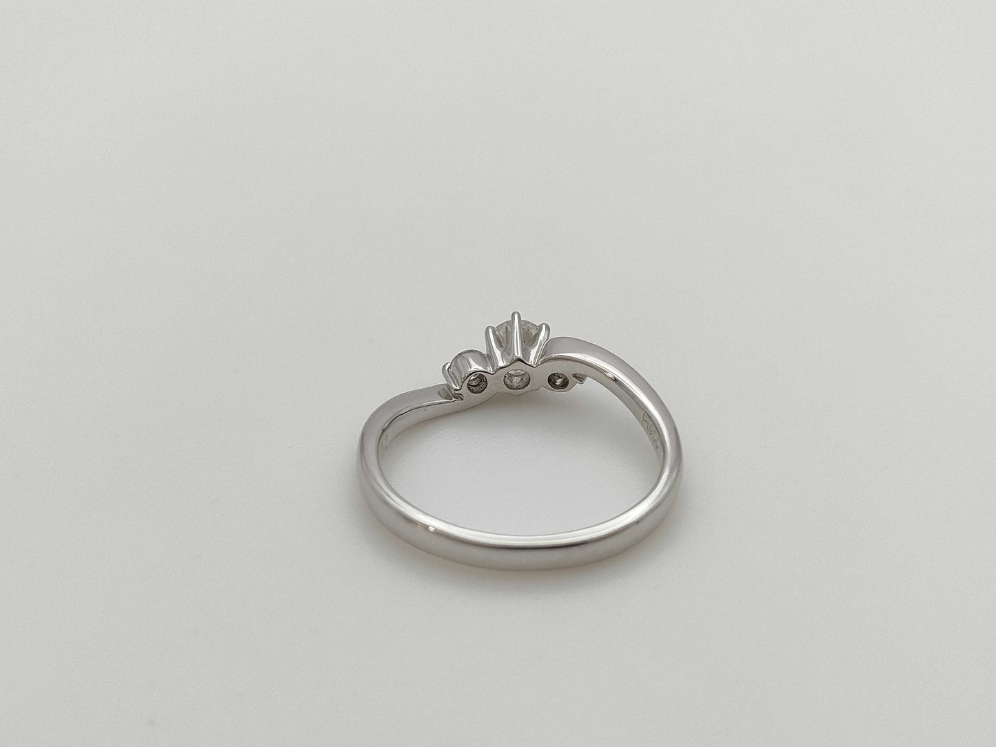 D0.19ct FD0.10ct PT900 3.1g Ring