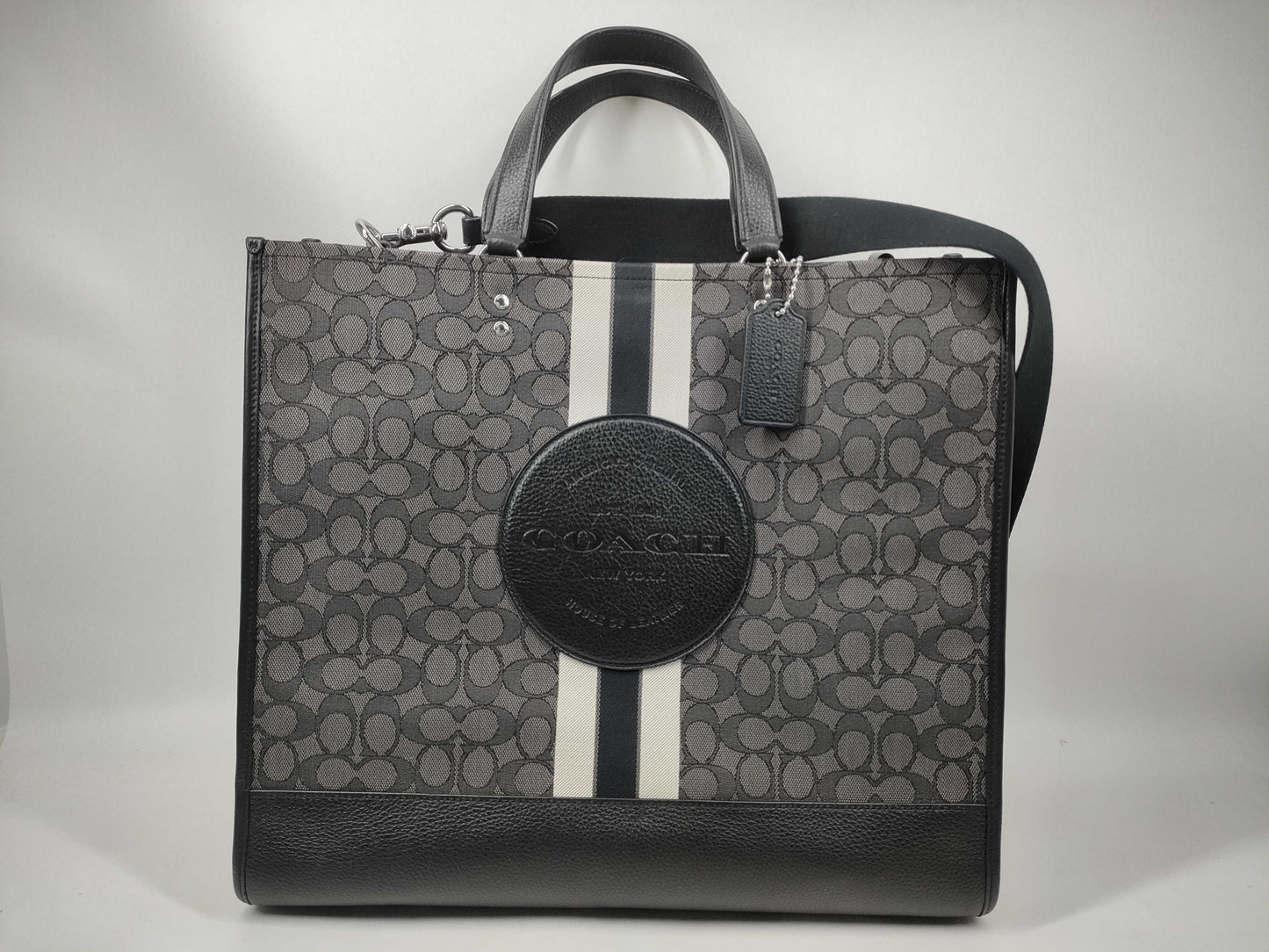 COACH Signature C8418 Handbag