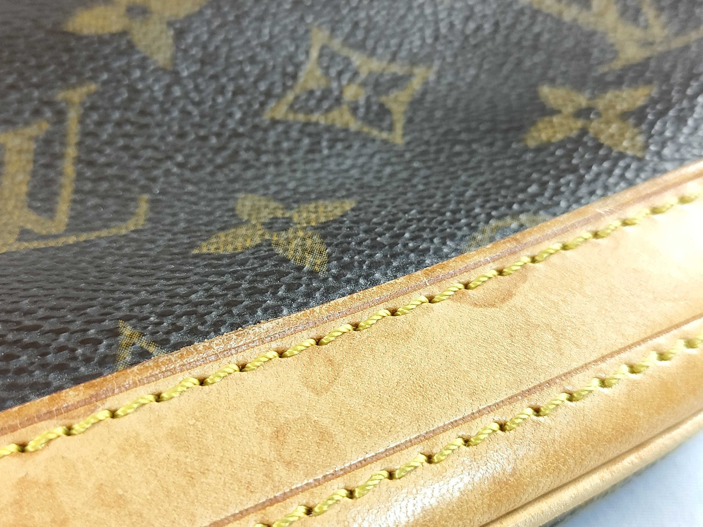 LOUIS VUITTON FL0061 Monogram M42238 Petit Bucket Tote Bag