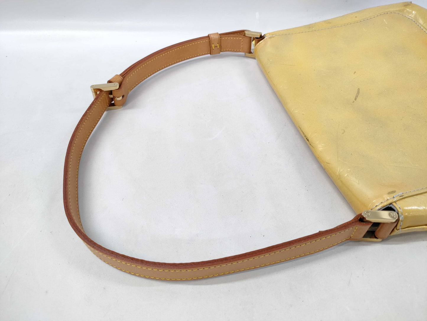 LOUIS VUITTON Vernis Thompson Shoulder Bag