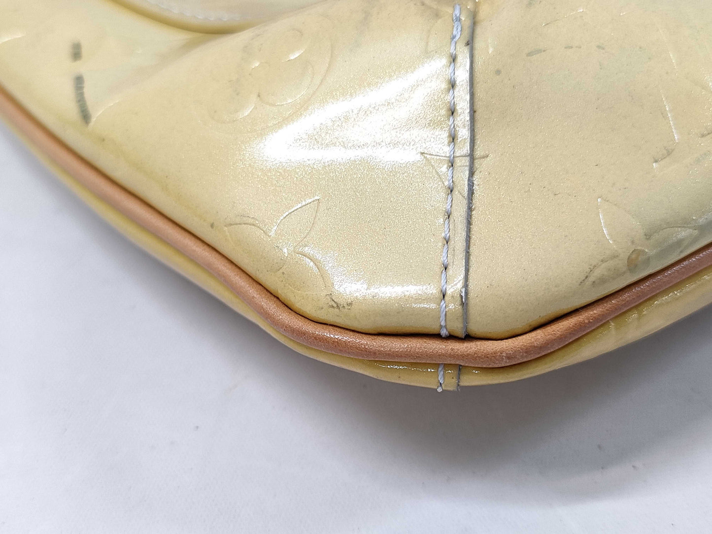 LOUIS VUITTON Vernis Thompson Shoulder Bag