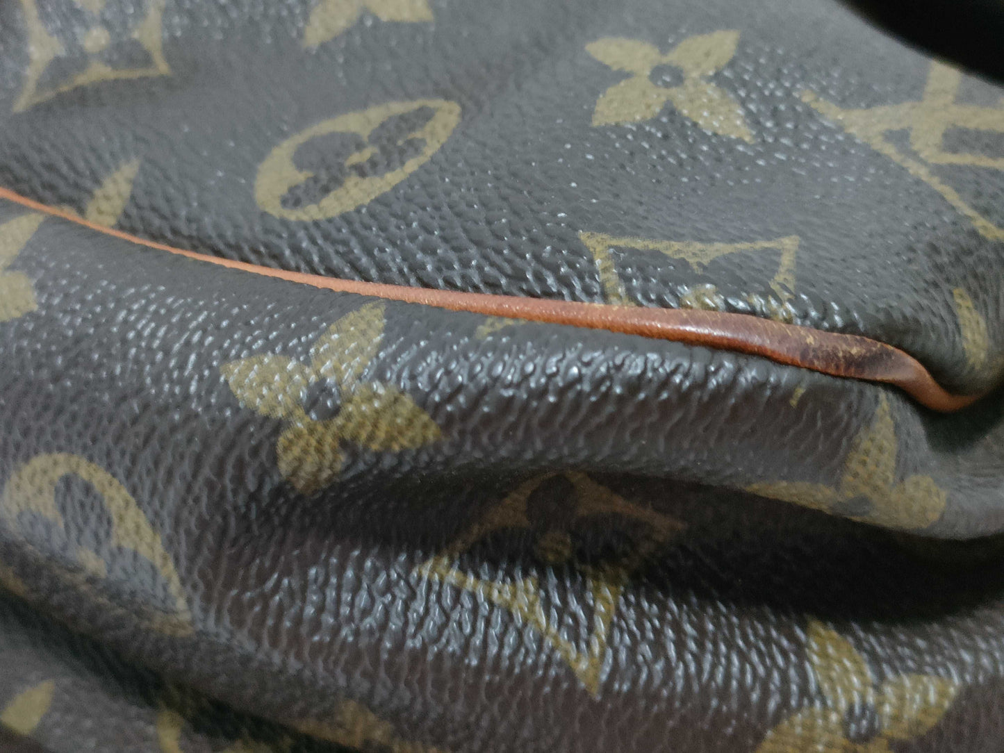 LOUIS VUITTON Monogram Saumur 30 Shoulder Bag