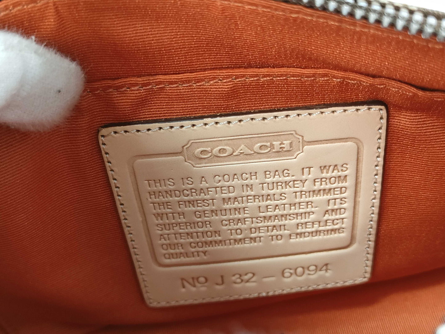 COACH Signature 32-6094 Shoulder Bag