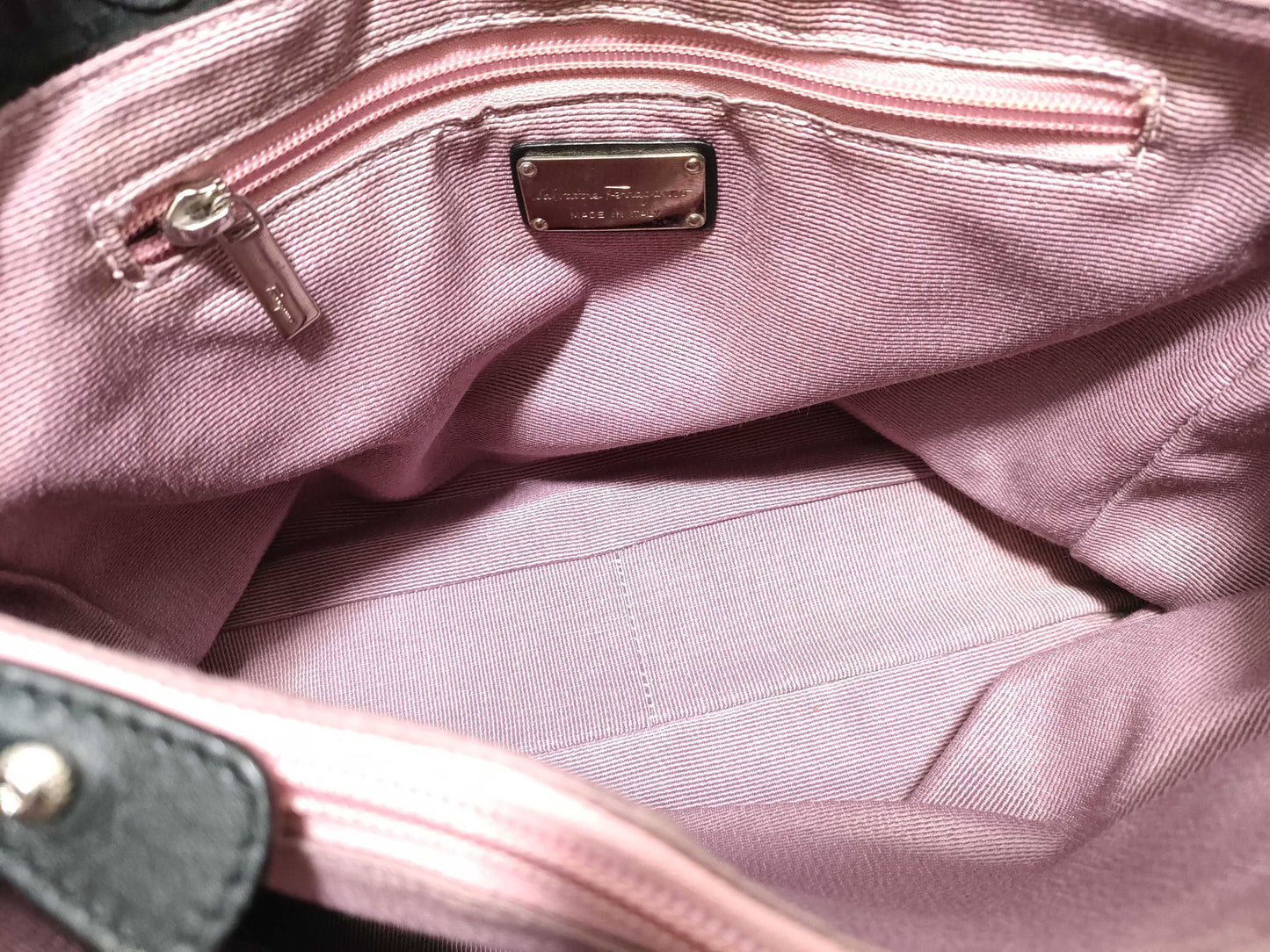 Salvatore Ferragamo Logo Handbag