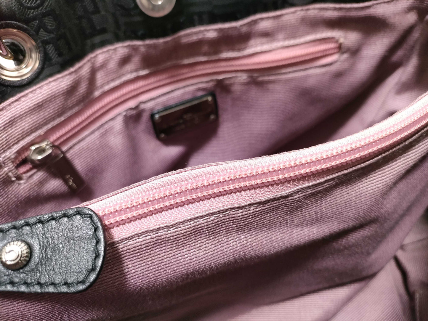 Salvatore Ferragamo Logo Handbag
