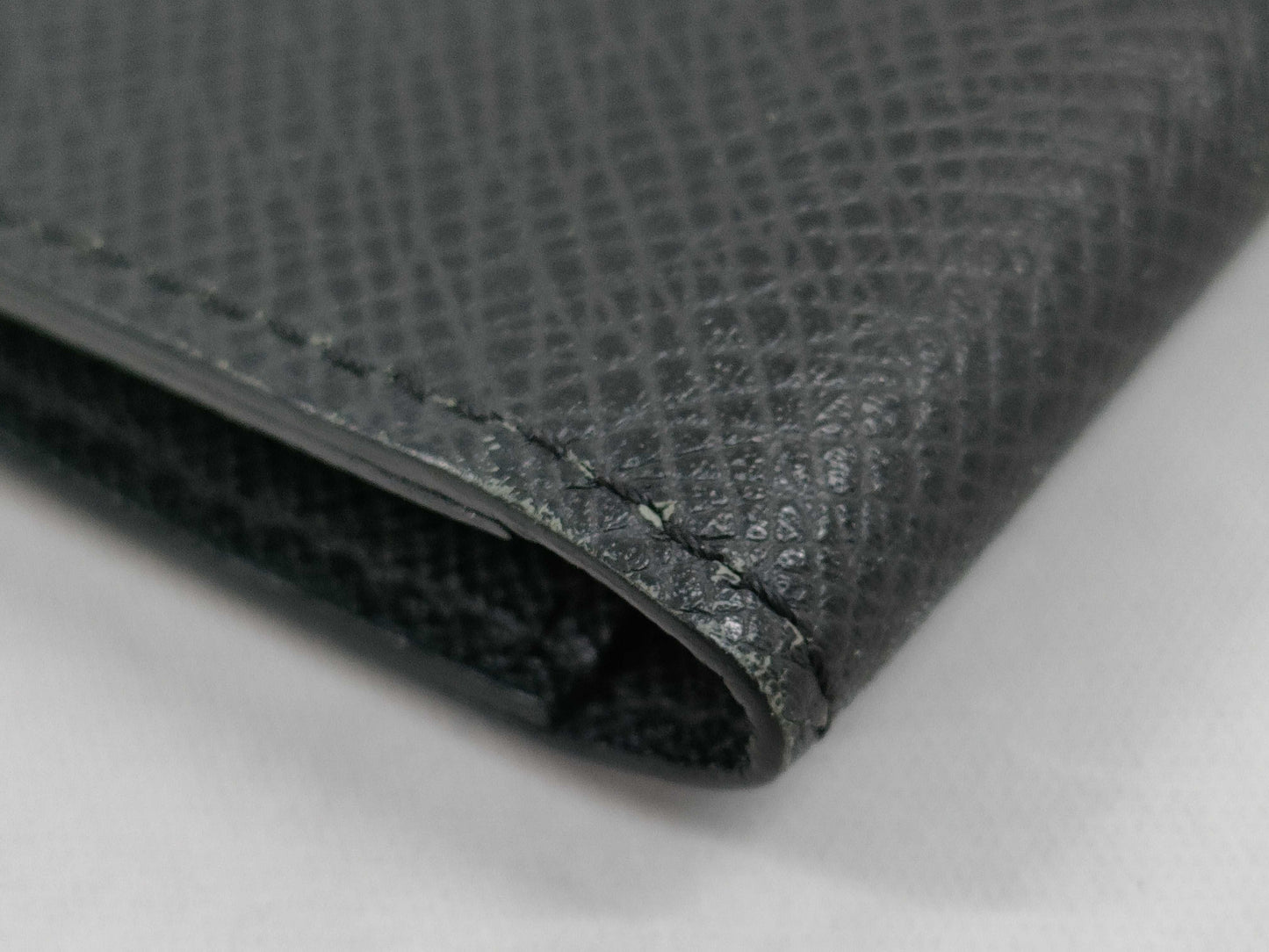 LOUIS VUITTON Taiga Portefeuille Long Wallet