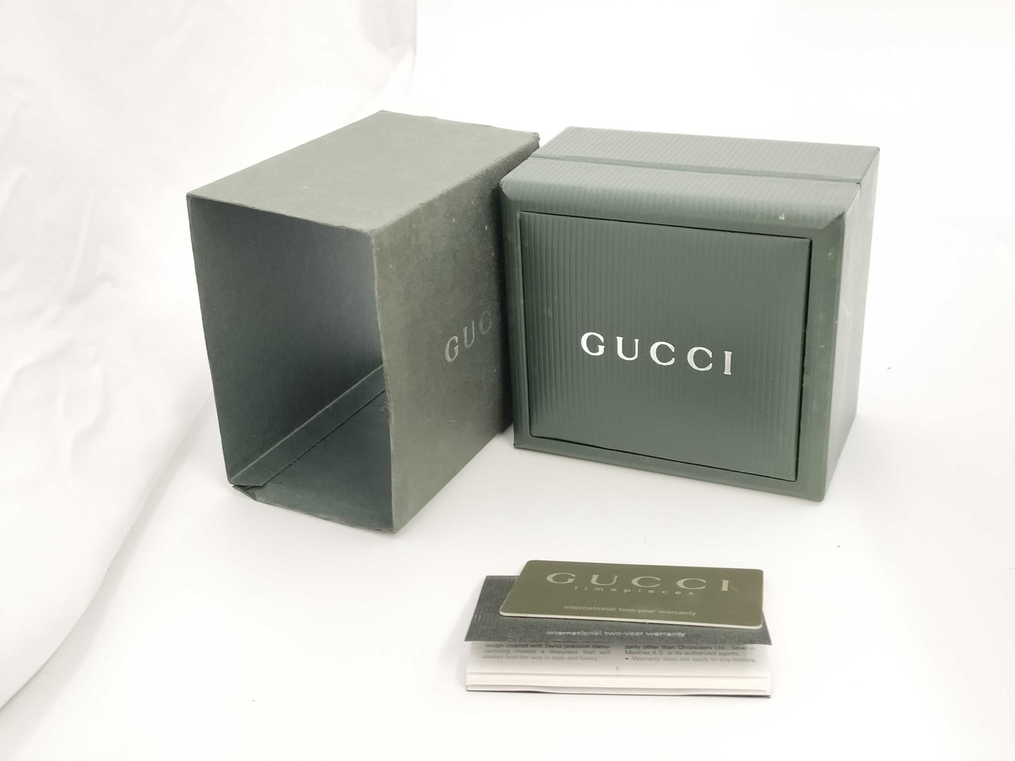 GUCCI 1500L/Black Letters/Silver/Boxed Women's Watch, Unused