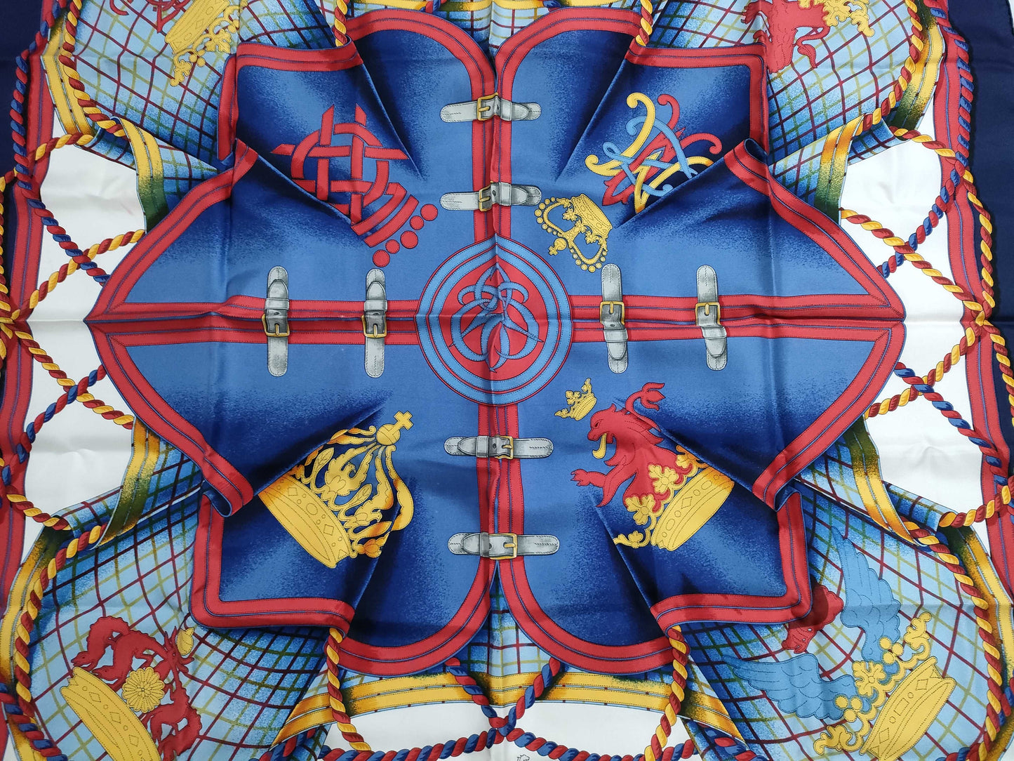 HERMES Carré GRANDE TENUE Horse Formal Scarf