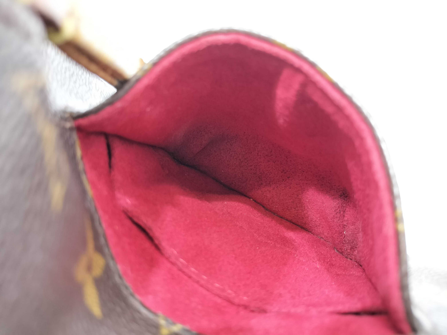 LOUIS VUITTON MI 1012 Monogram Partition Pouch