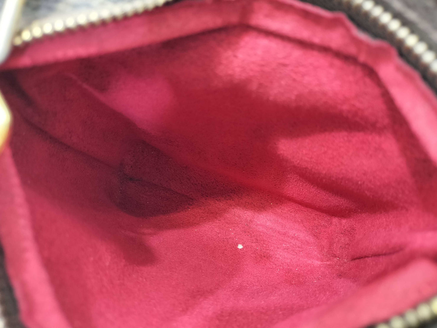 LOUIS VUITTON MI 1012 Monogram Partition Pouch