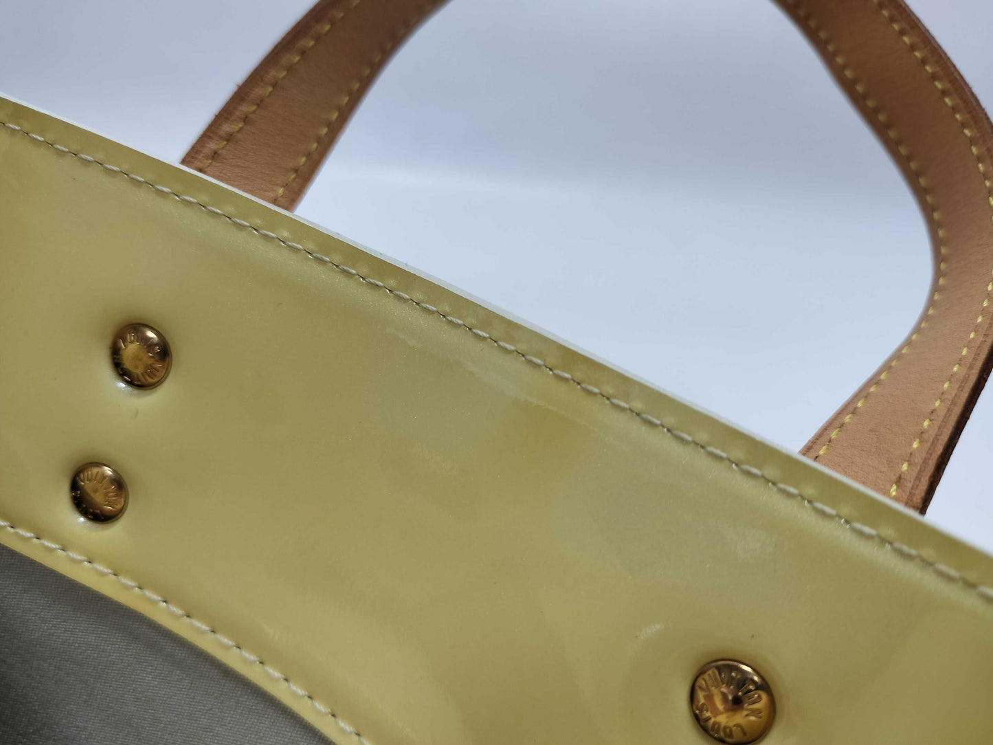 LOUIS VUITTON MI0065 Vernis M91306 / Lead PM / Tote bag with protective seal