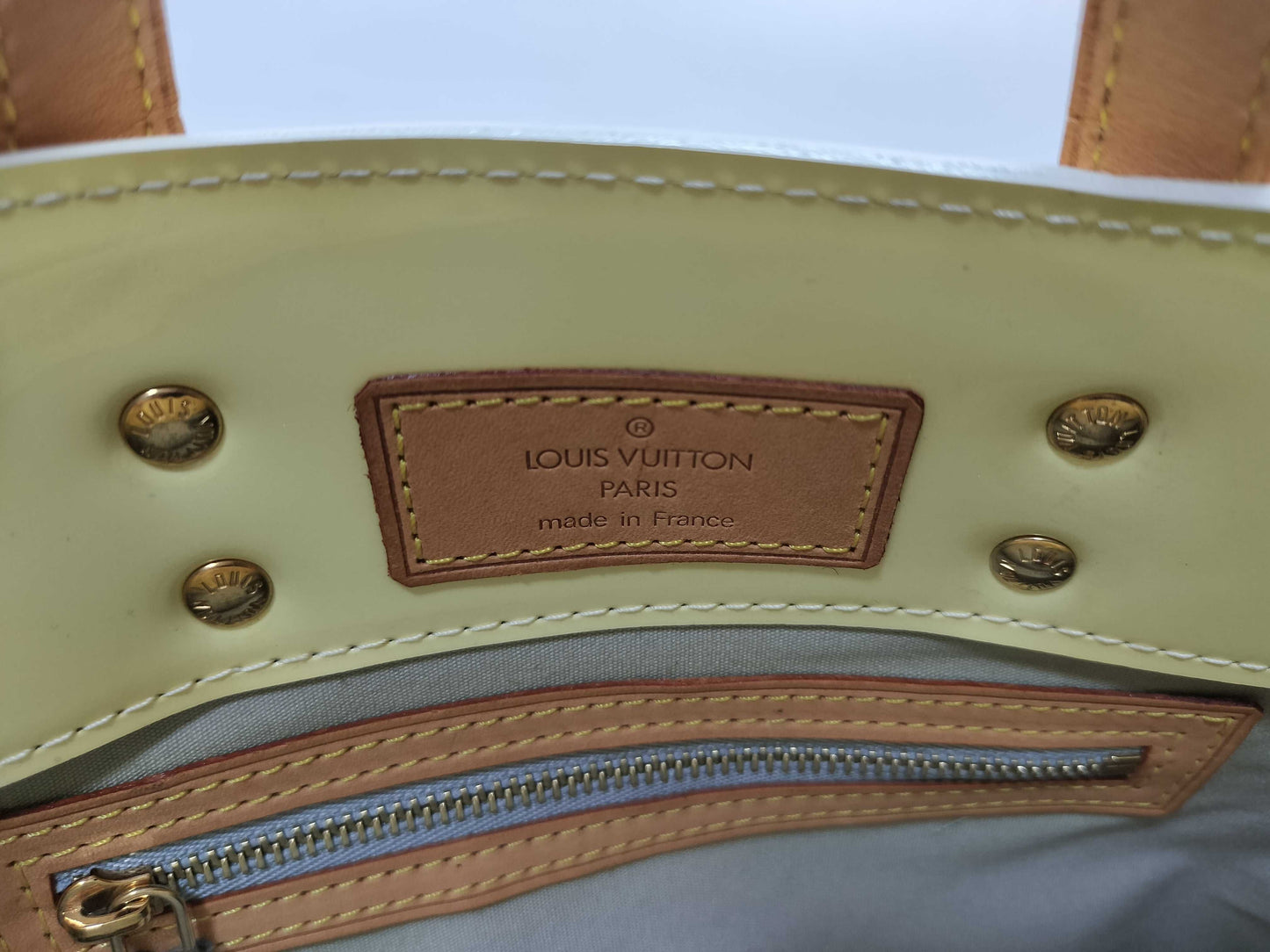 LOUIS VUITTON MI0065 Vernis M91306 / Lead PM / Tote bag with protective seal