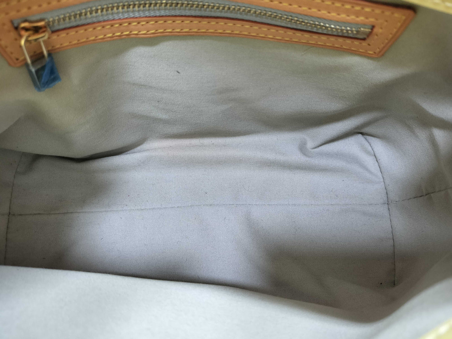 LOUIS VUITTON MI0065 Vernis M91306 / Lead PM / Tote bag with protective seal