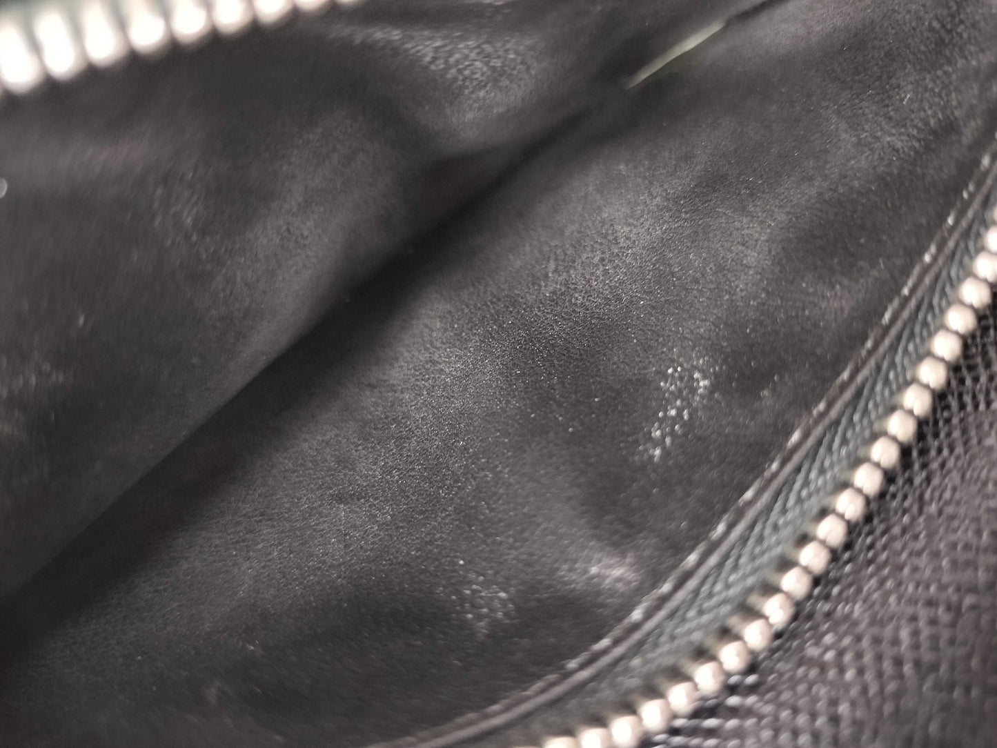 LOUIS VUITTON SP1099 Taiga Louis Vuitton Taiga Long Wallet