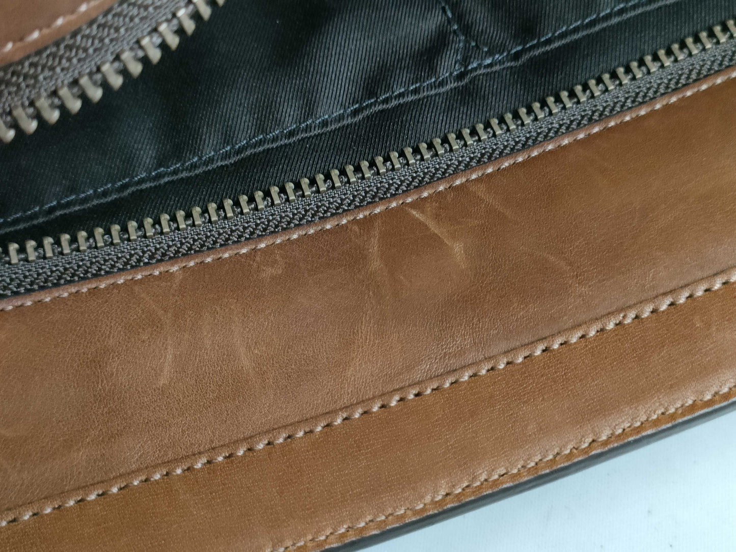 COACH 70600/9570 Shoulder Bag