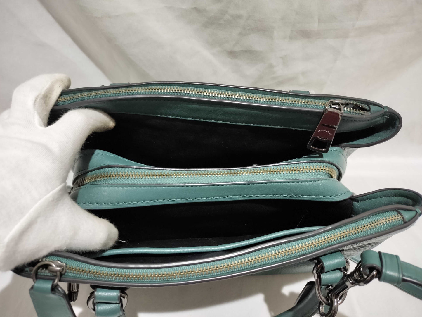 COACH 56839 2-way shoulder bag