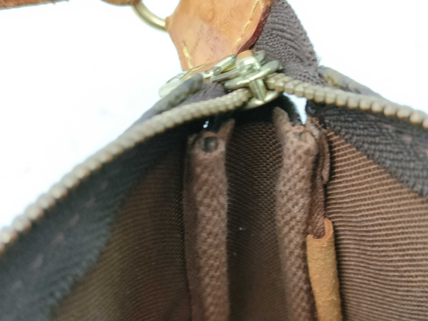 LOUIS VUITTON Monogram M40712 Pochette Accessoires Pouch
