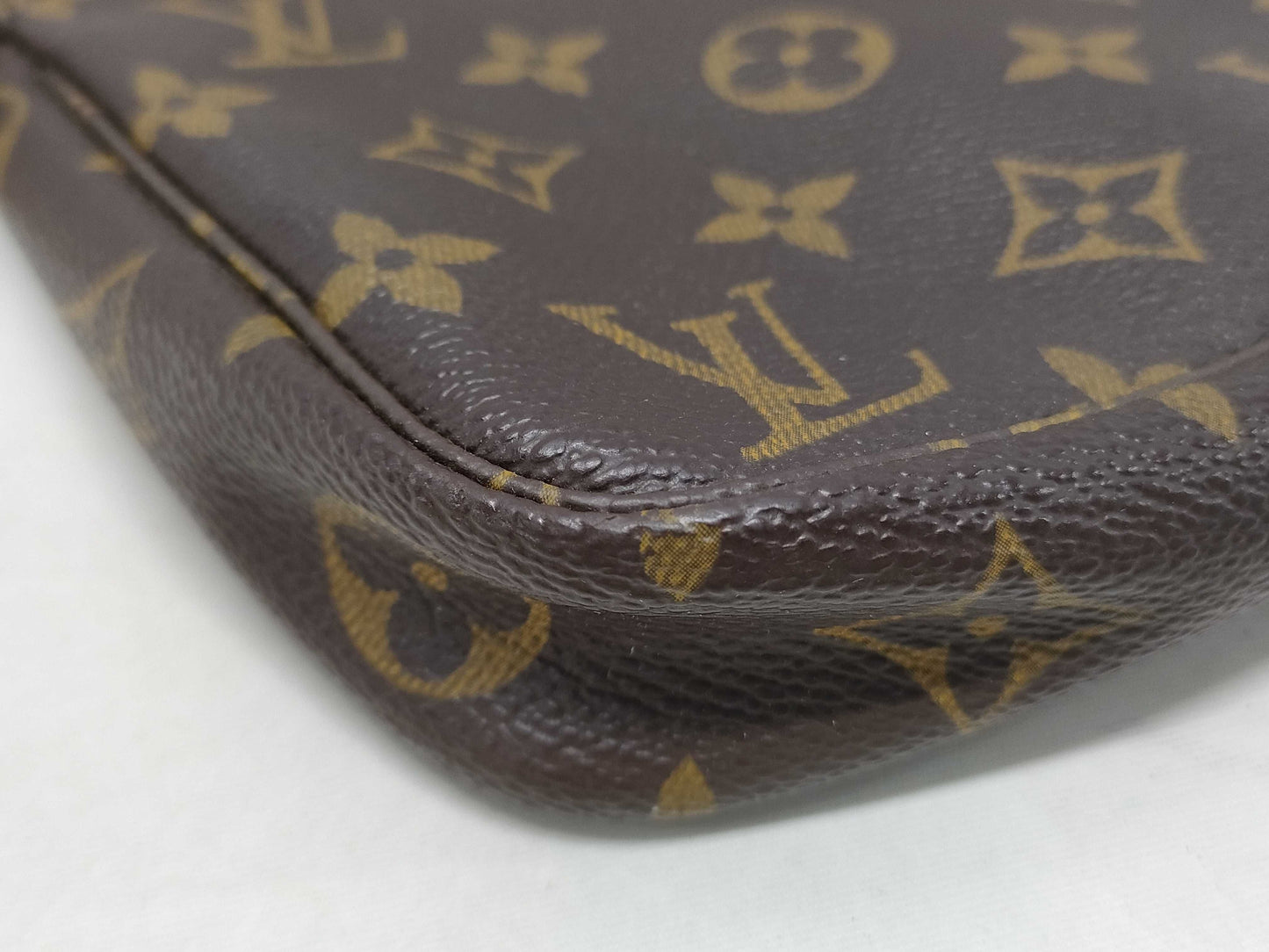 LOUIS VUITTON Monogram M40712 Pochette Accessoires Handbag