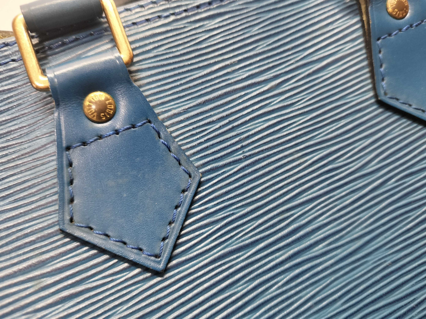 LOUIS VUITTON VI0934 Epi Speedy 25/M43015 Boston Bag