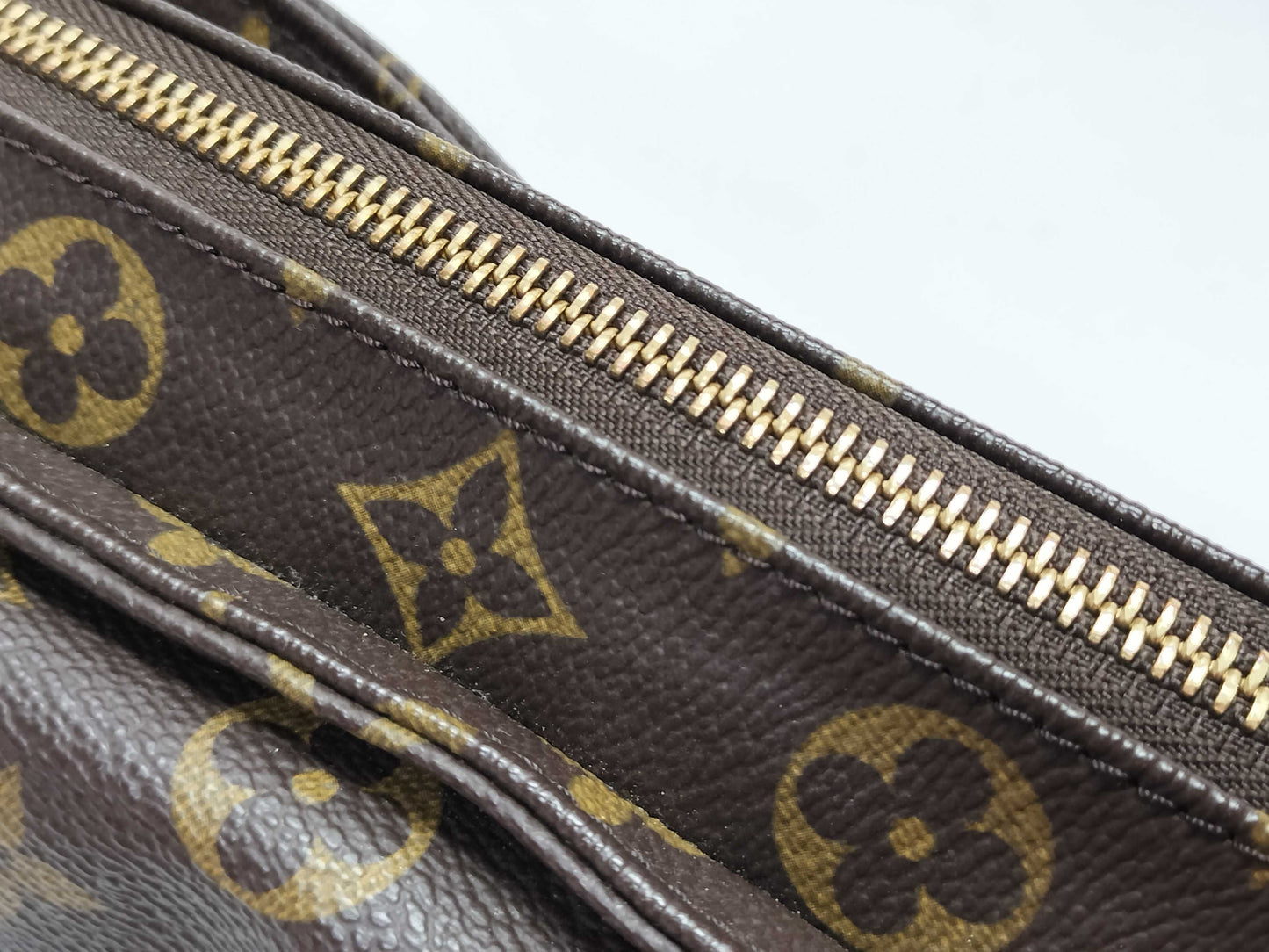LOUIS VUITTON Unconfirmed Monogram Viva Cite MM M51164 Shoulder Bag