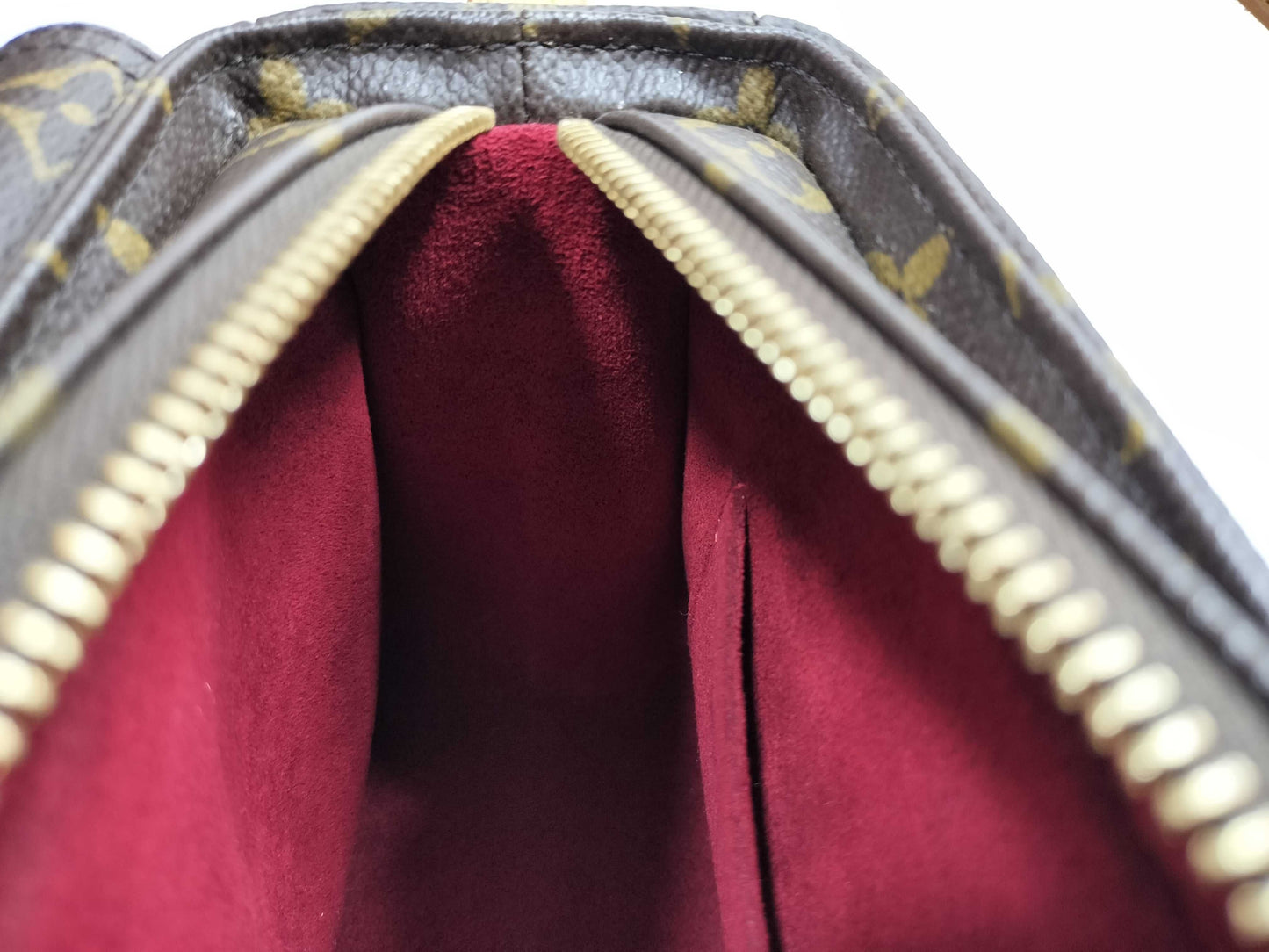 LOUIS VUITTON Unconfirmed Monogram Viva Cite MM M51164 Shoulder Bag