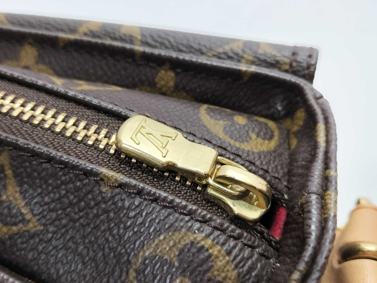 LOUIS VUITTON Unconfirmed Monogram Viva Cite MM M51164 Shoulder Bag