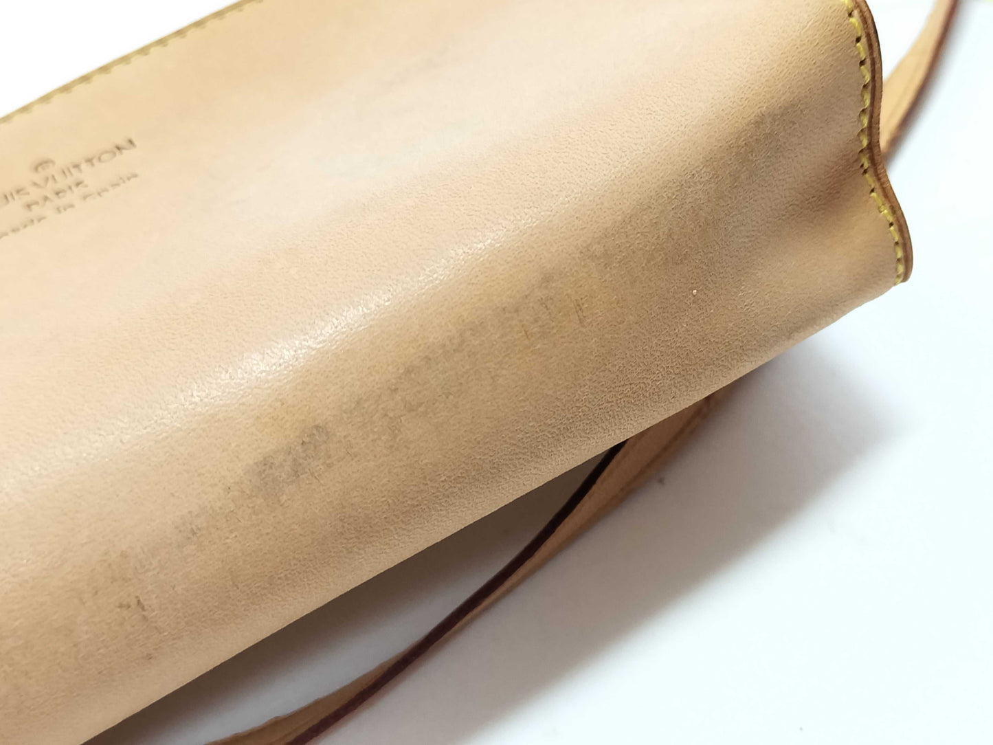 LOUIS VUITTON LW 0040 Nomad Leather Pouch