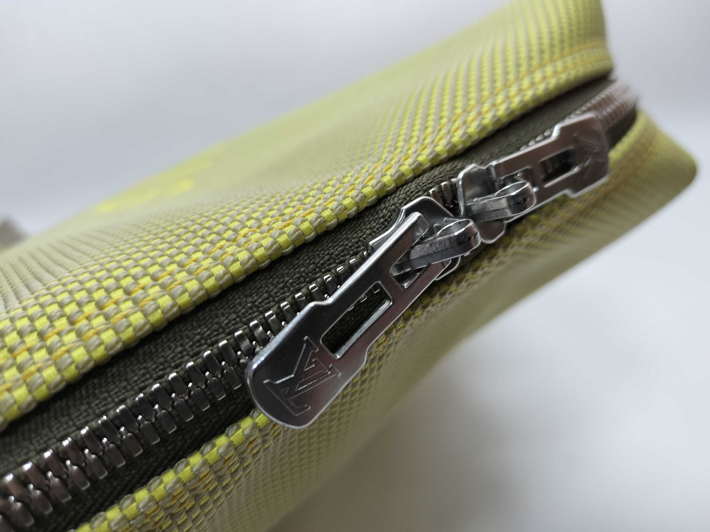 LOUIS VUITTON Damier Juan LV Cup 2003 M80636 Shoulder Bag