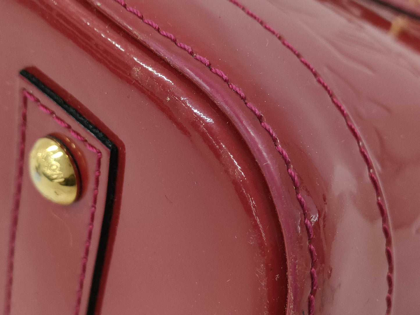 LOUIS VUITTON Vernis Alma BB Handbag