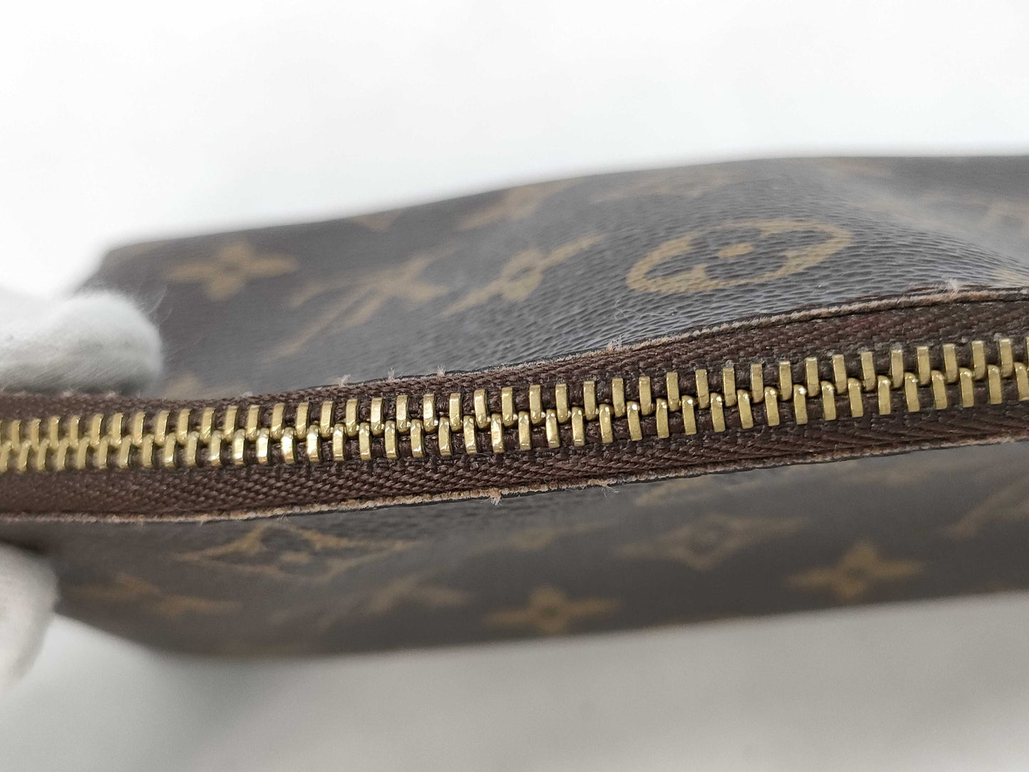 LOUIS VUITTON Monogram Cosmetic Pouch