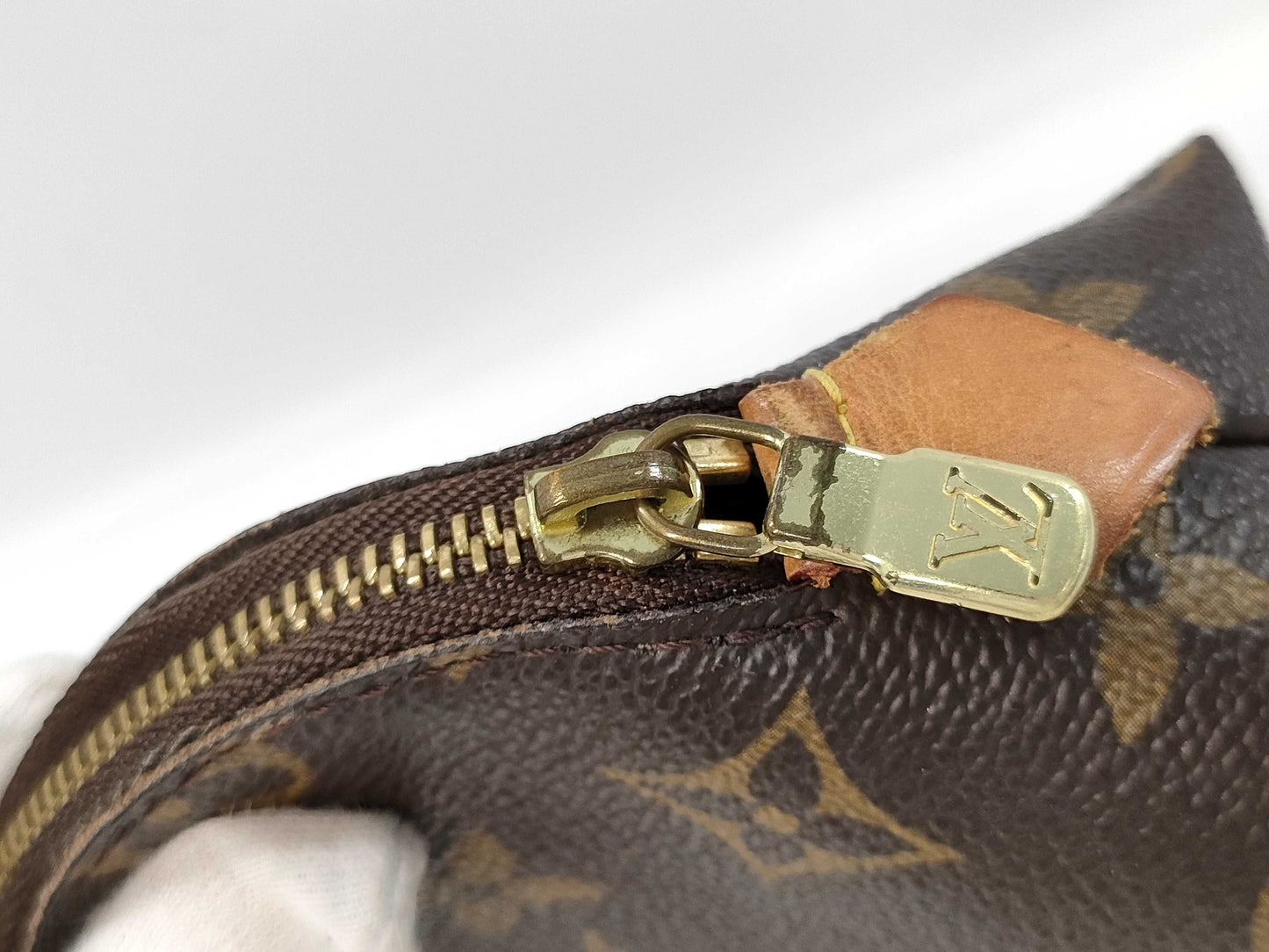 LOUIS VUITTON Monogram Cosmetic Pouch
