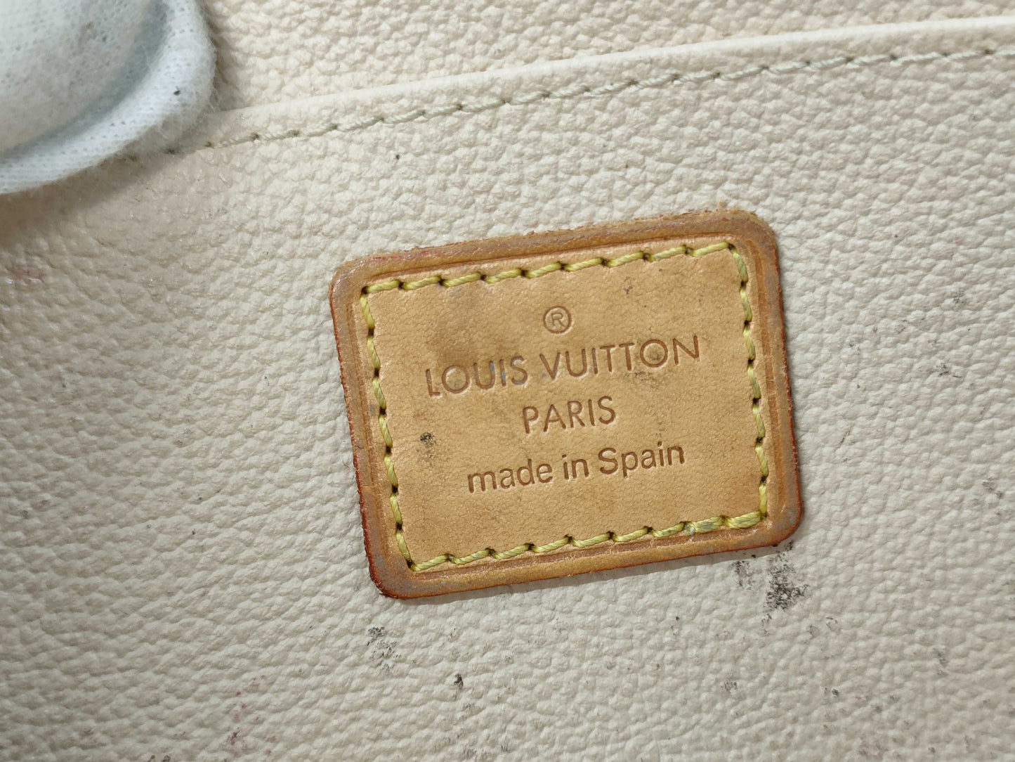 LOUIS VUITTON Monogram Cosmetic Pouch