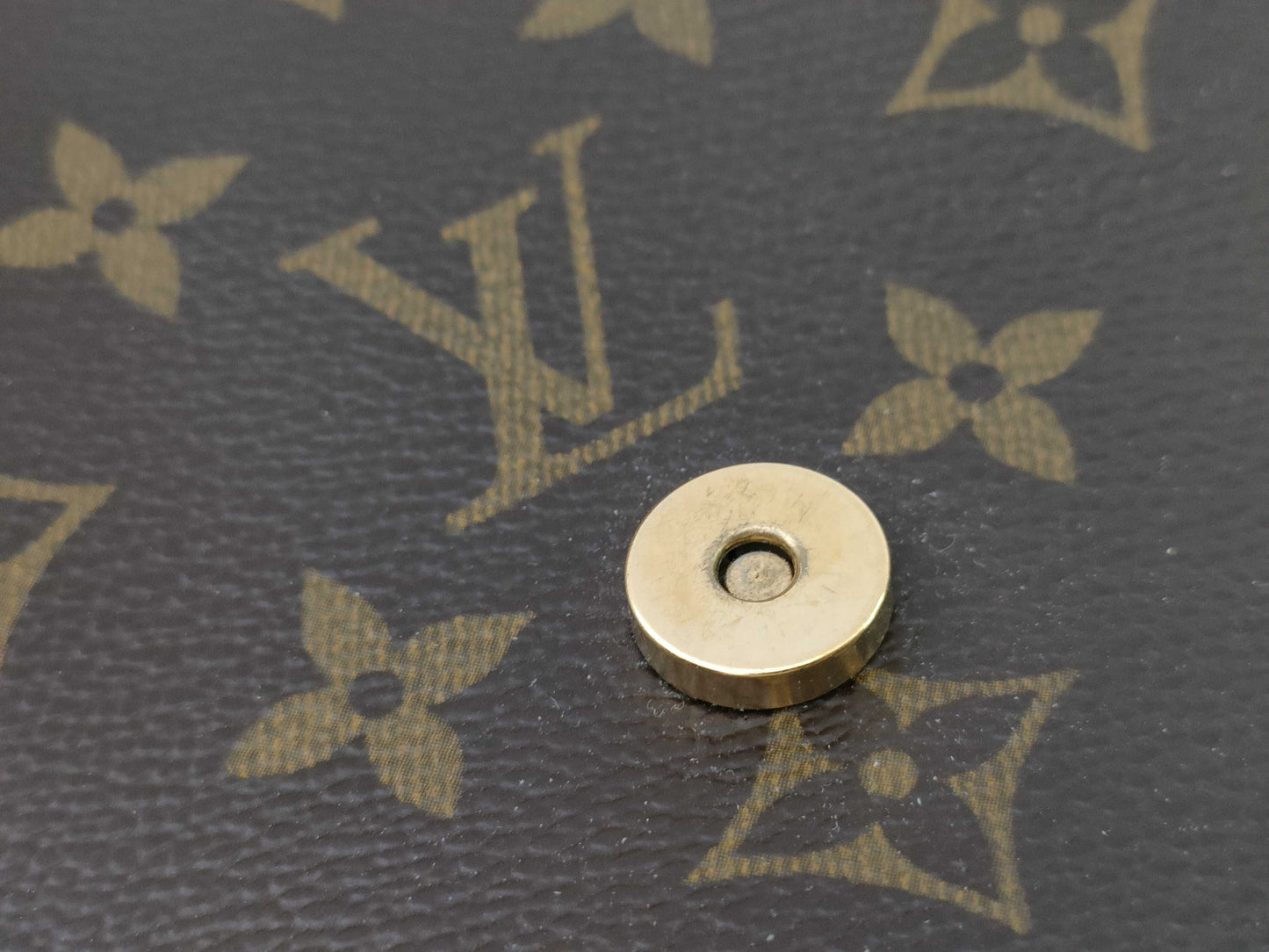 LOUIS VUITTON RFID verification failed. DU0025 Monogram M51147 Mini Looping Shoulder Bag.