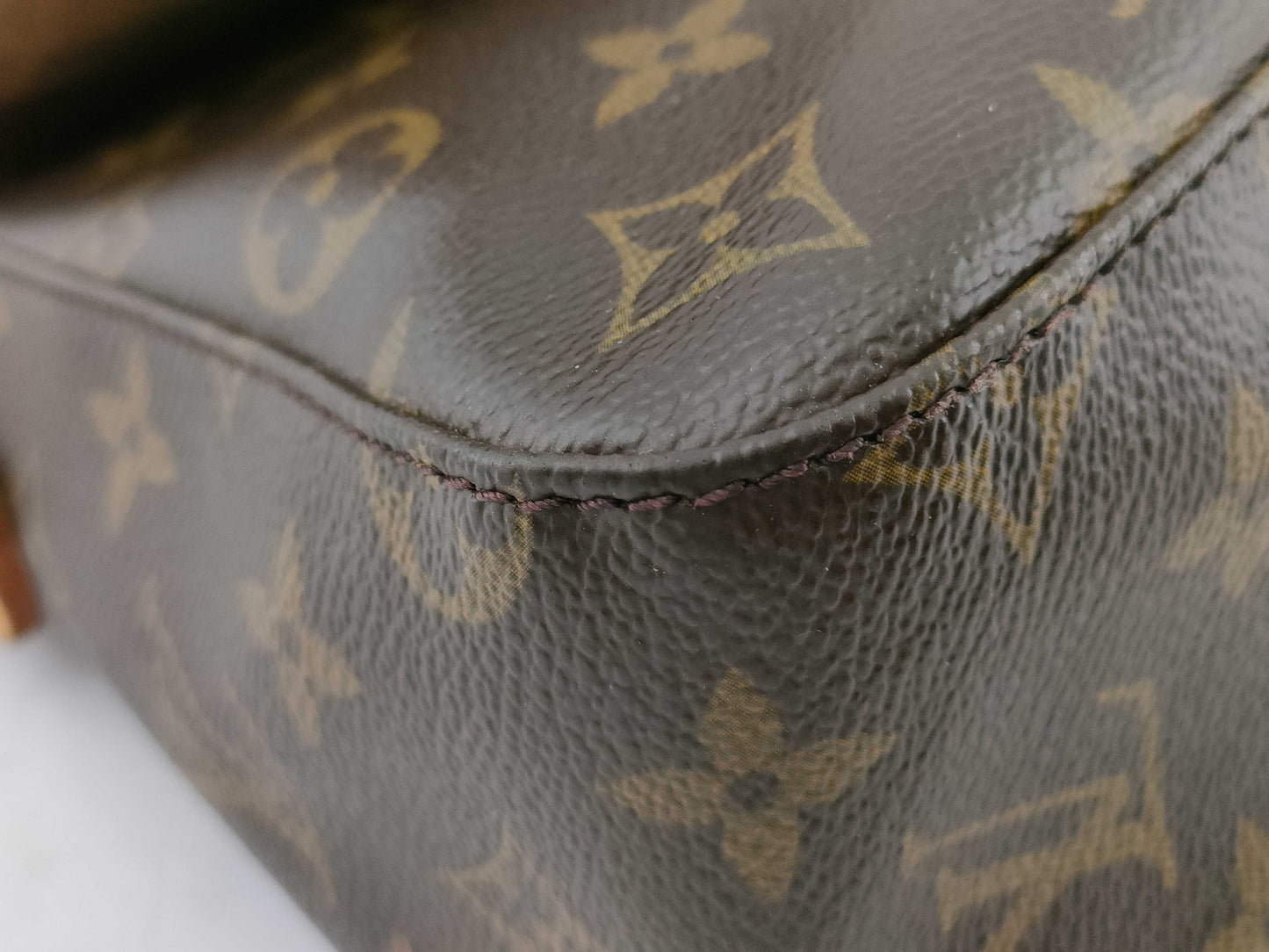 LOUIS VUITTON RFID verification failed. DU0025 Monogram M51147 Mini Looping Shoulder Bag.
