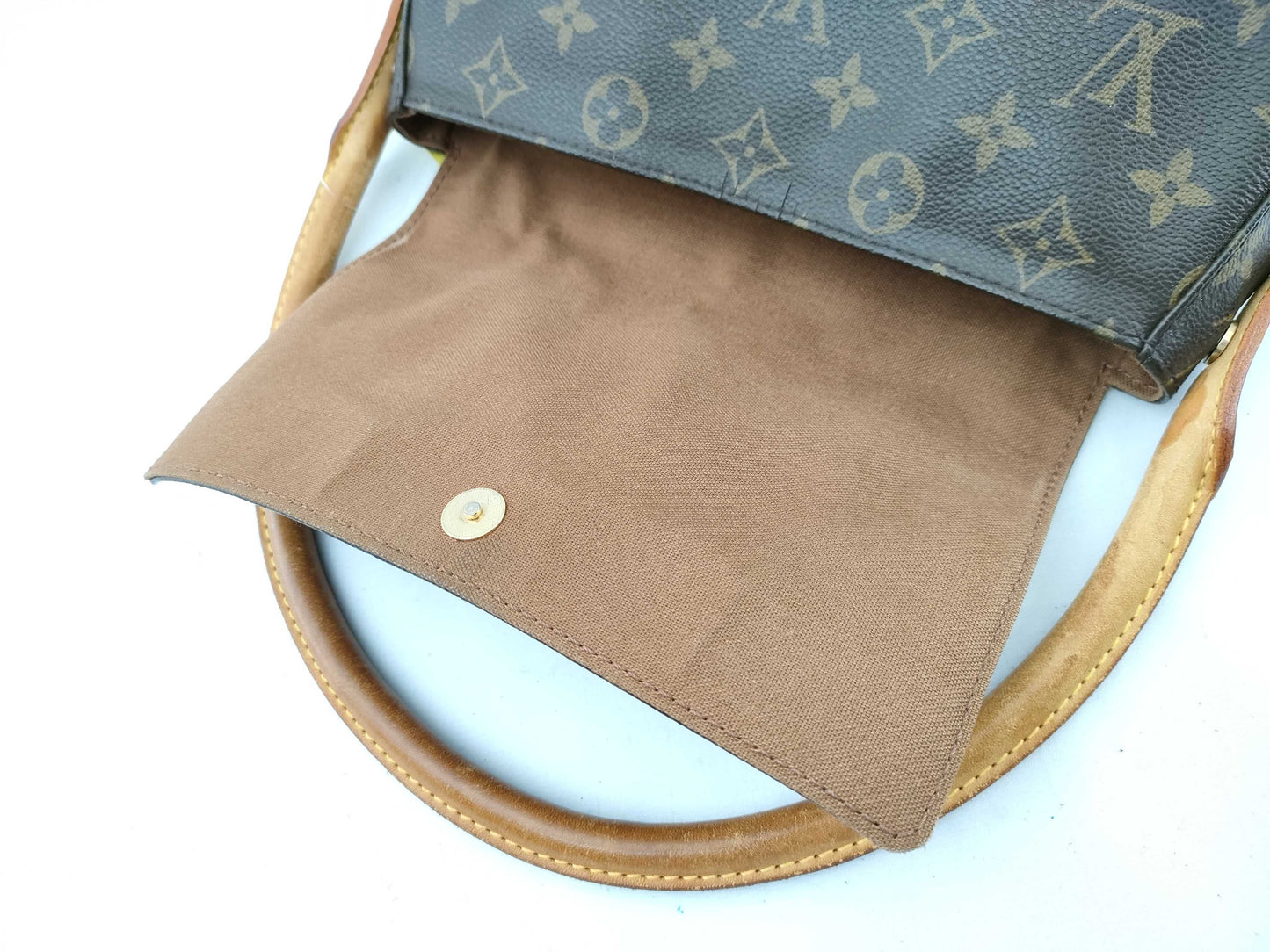 LOUIS VUITTON RFID verification failed. DU0025 Monogram M51147 Mini Looping Shoulder Bag.