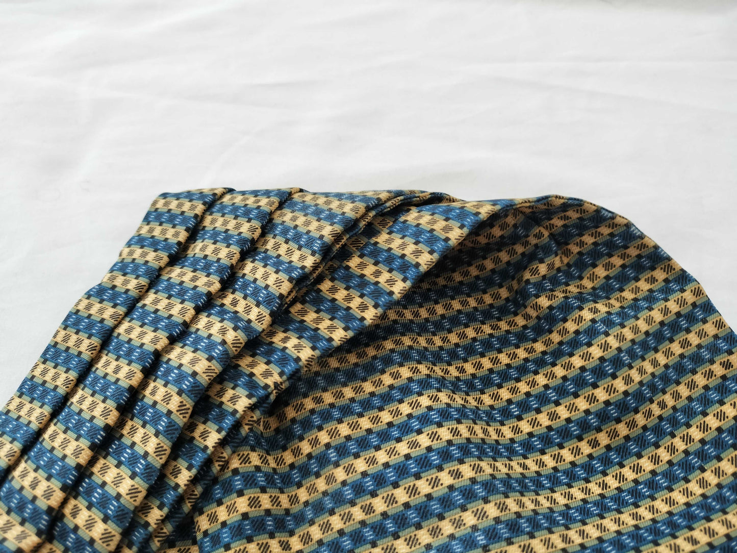 HERMES Carre Ascot Tie Blue Scarf