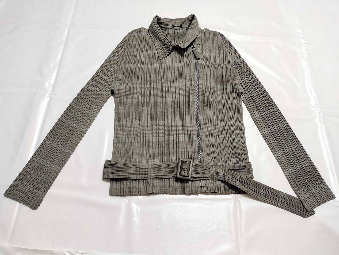ISSEY MIYAKE Pleated Belted Top