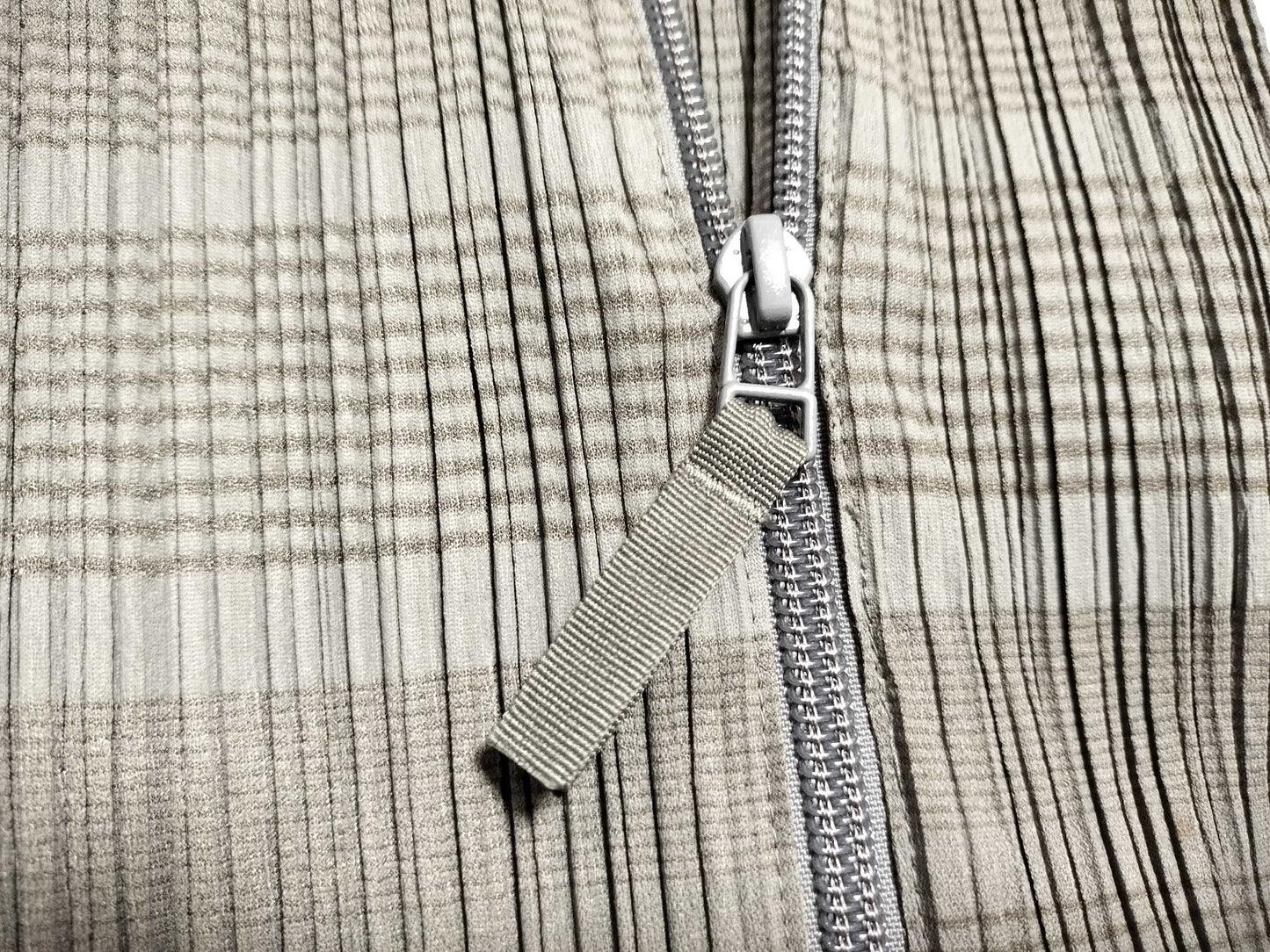 ISSEY MIYAKE Pleated Belted Top