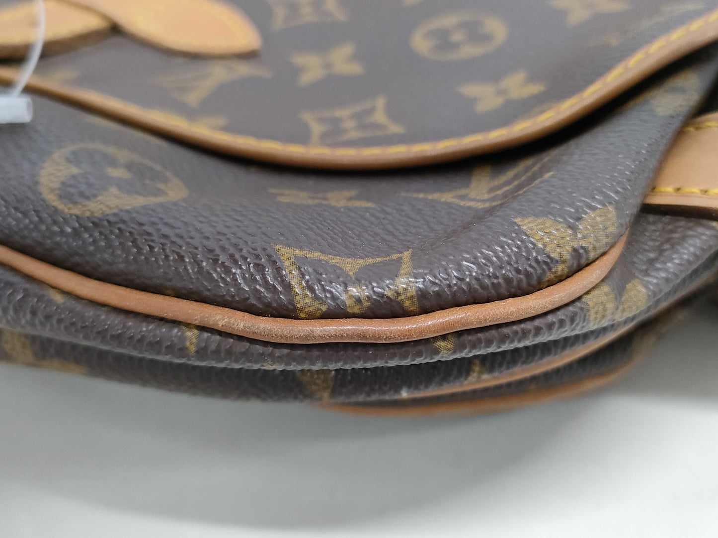 LOUIS VUITTON Monogram M42256 Saumur 30 Shoulder Bag