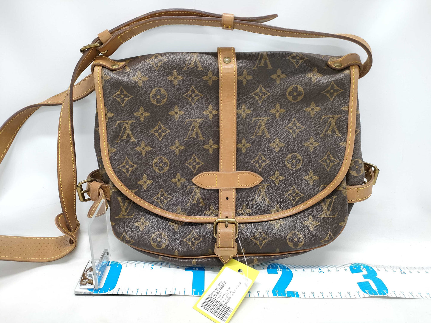 LOUIS VUITTON Monogram M42256 Saumur 30 Shoulder Bag